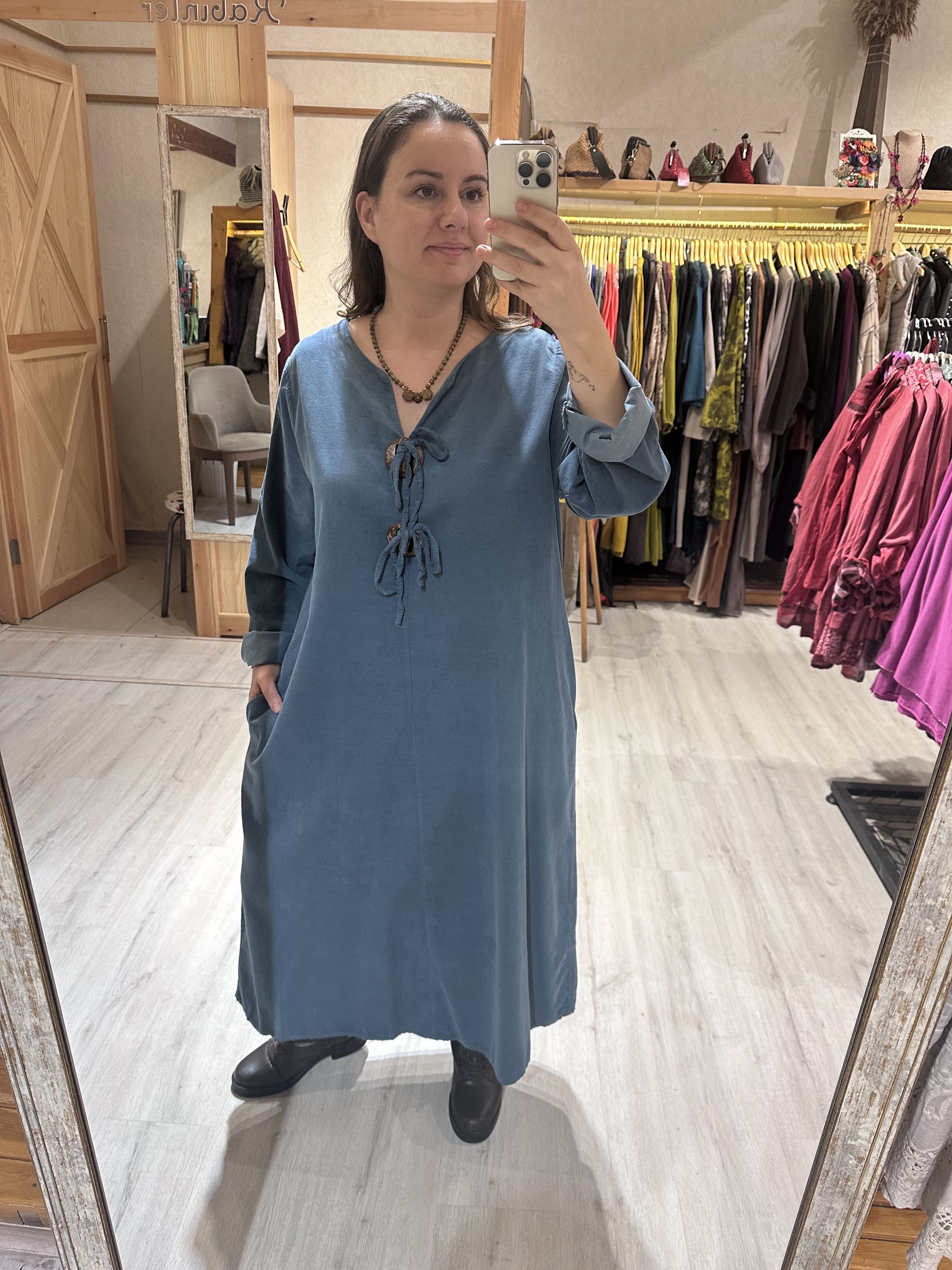 Büyük Düğme Detay İtalyan Kadife Elbise 24202 - Mavi