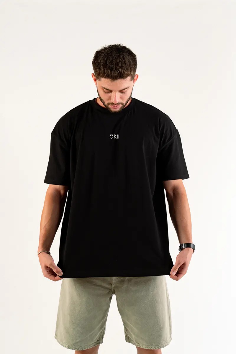  Oversize Basic Siyah Rengi Orta Göğüs Baskılı Tshirt