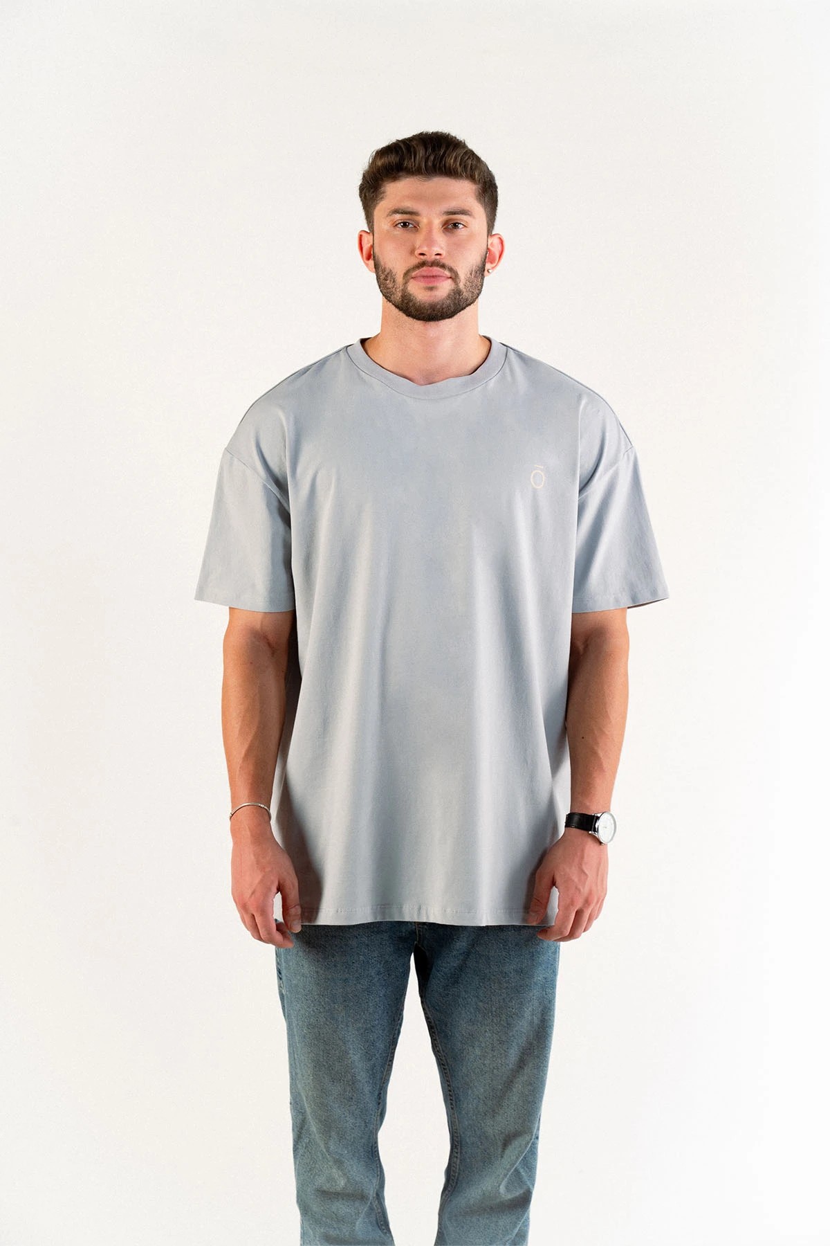  Oversize Basic Gri Göğüs Baskılı Unisex Tshirt