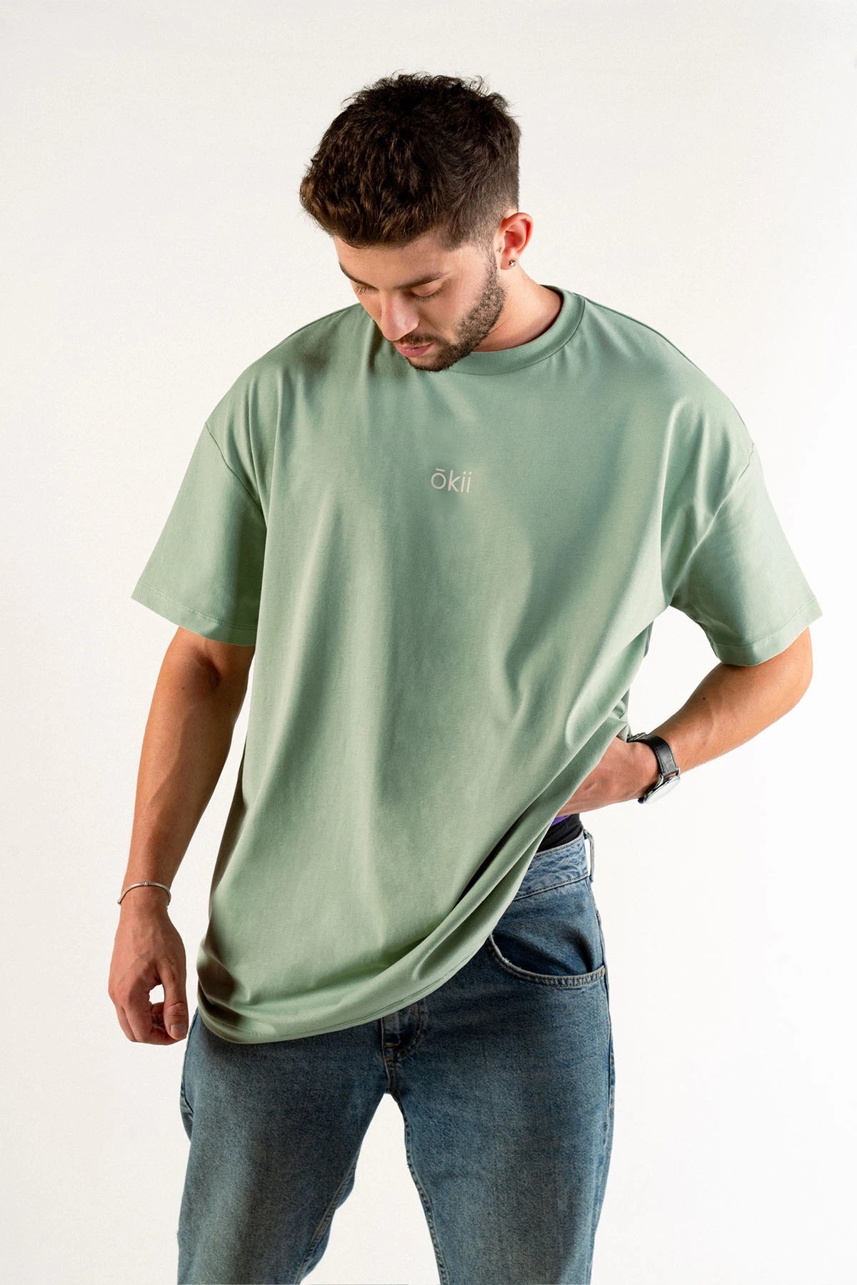  Oversize Basic Küf Yeşili Orta Göğüs Baskılı Tshirt