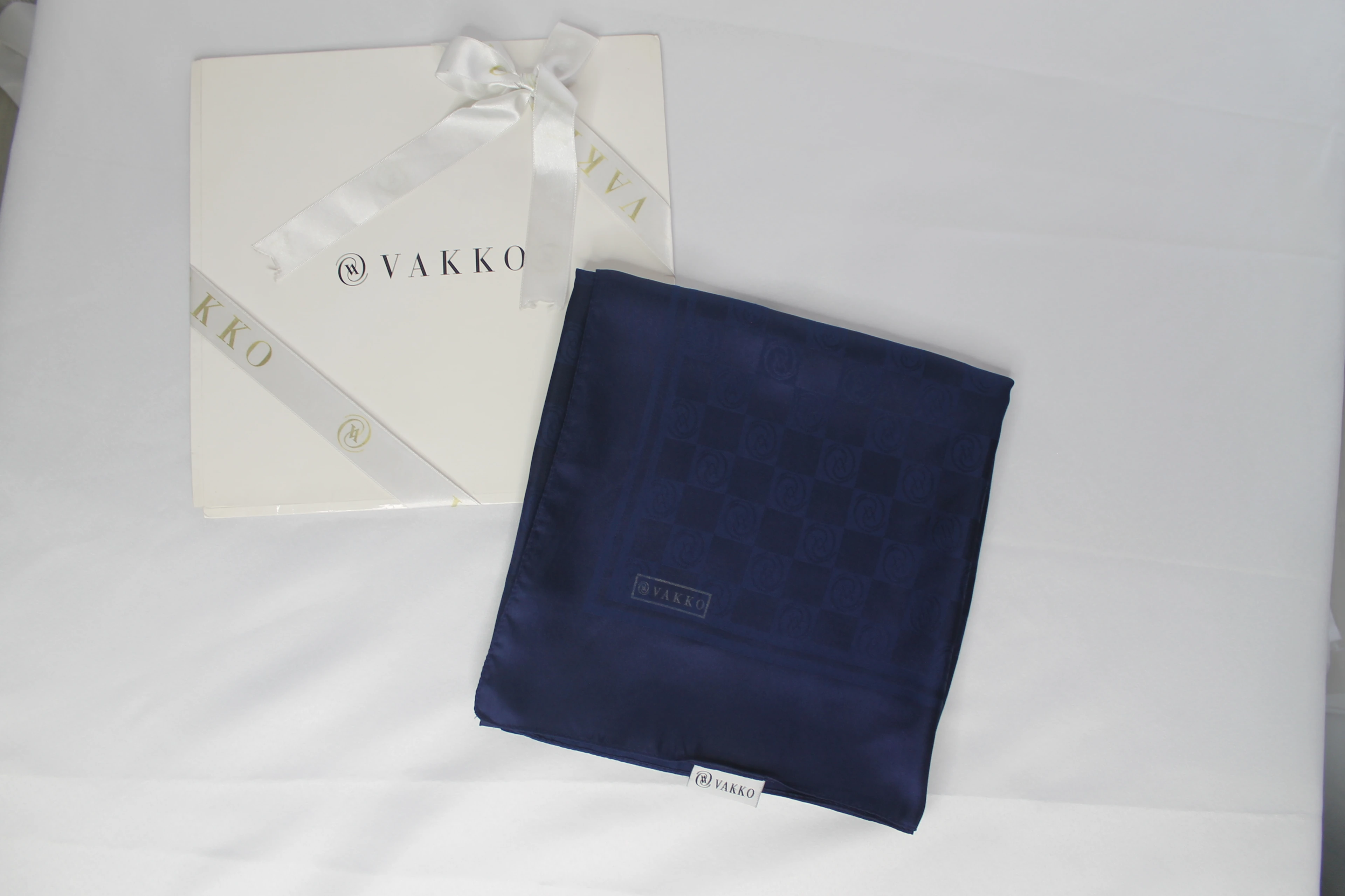 LACİVERT EŞARP main variant image