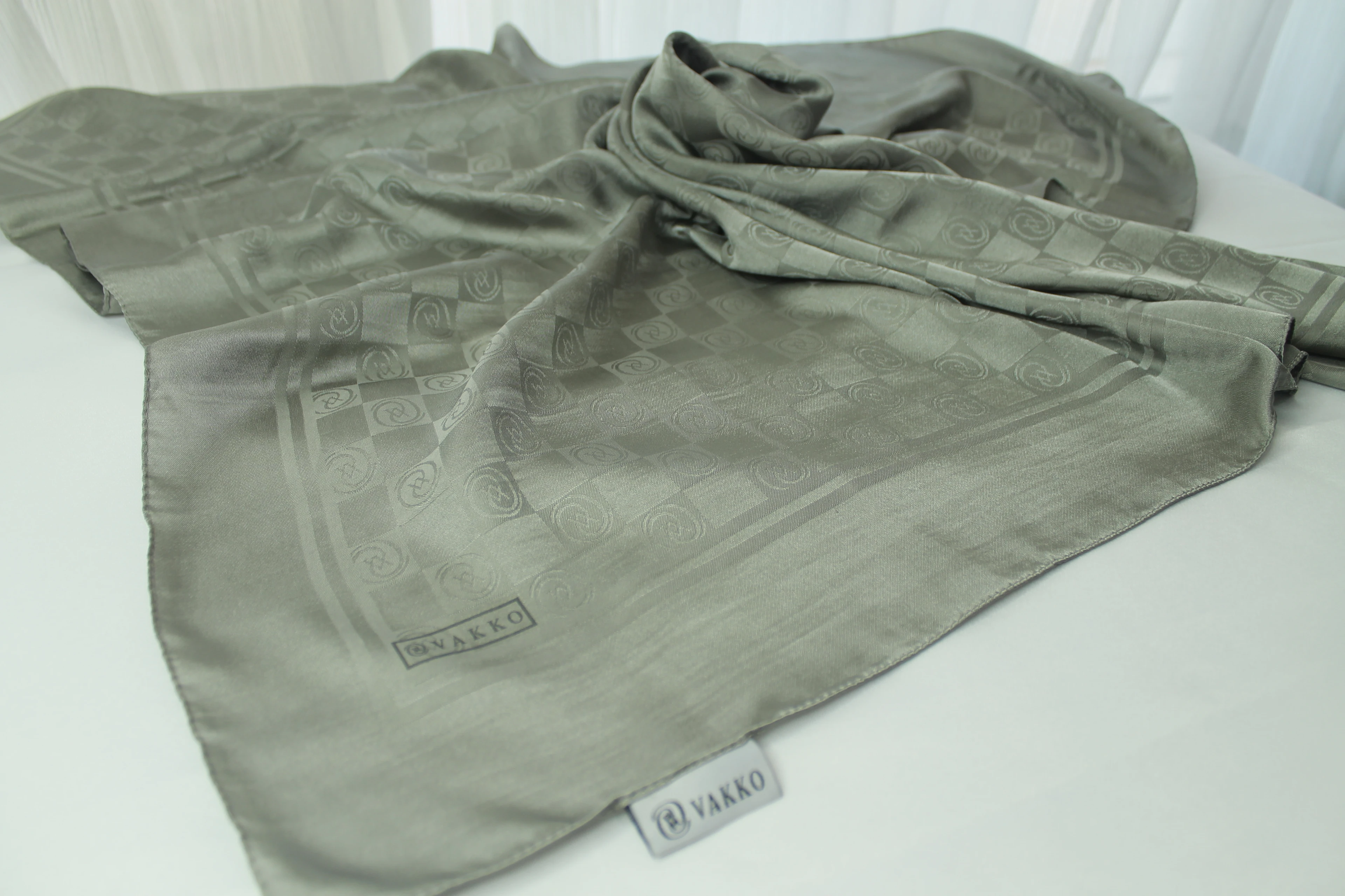 KÜF YEŞİLİ EŞARP