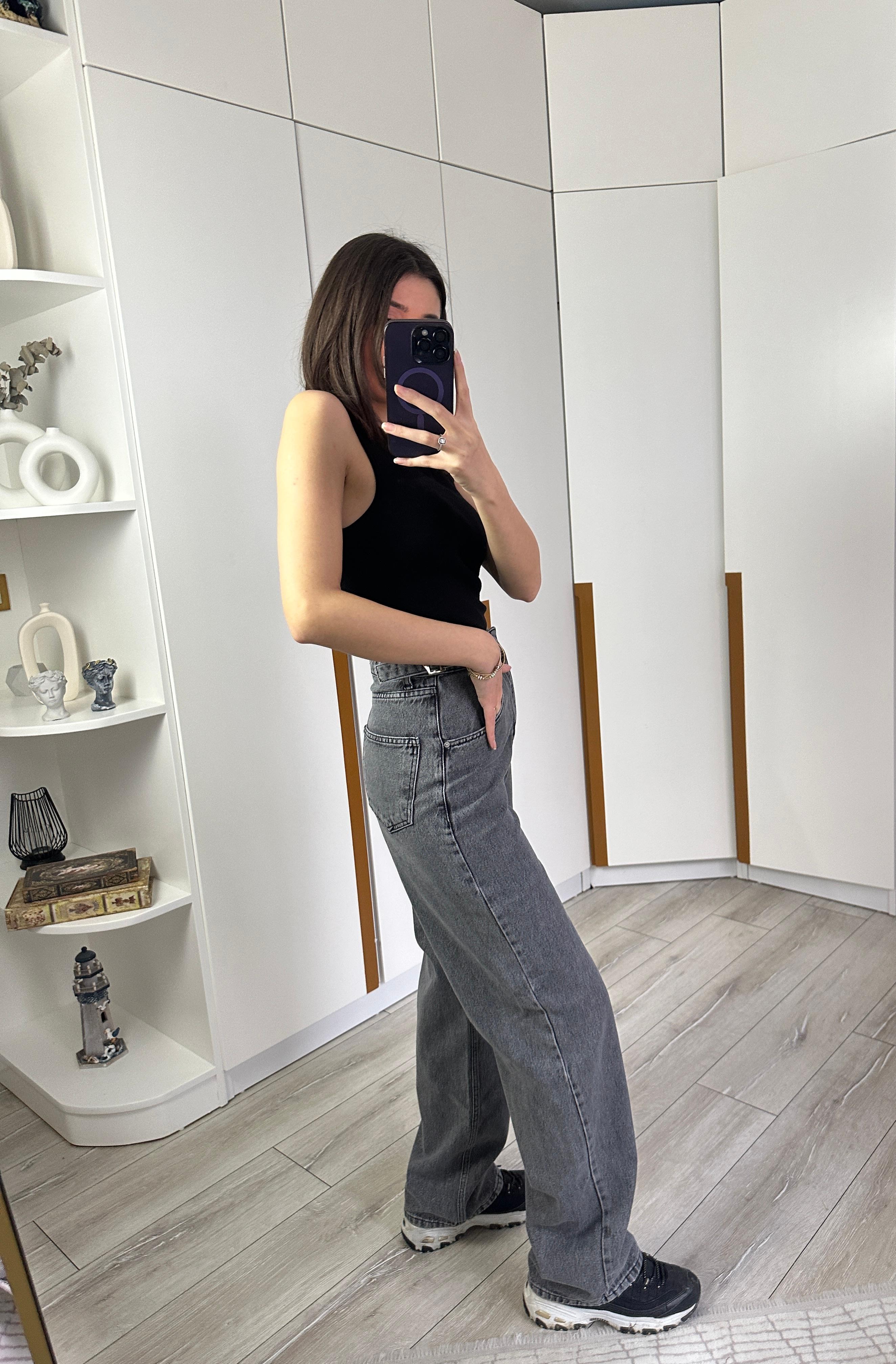 Kemer Detaylı Jean 