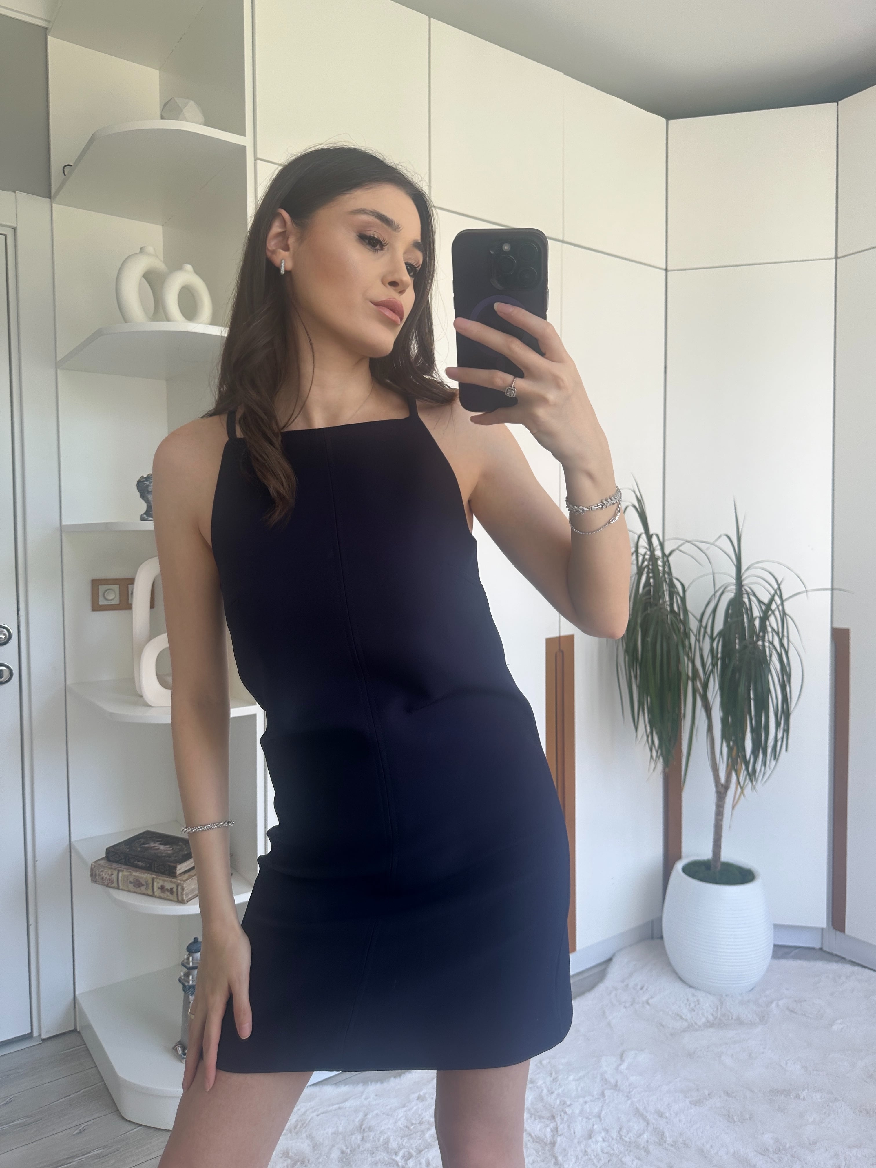 Minimal Kesim Elbise