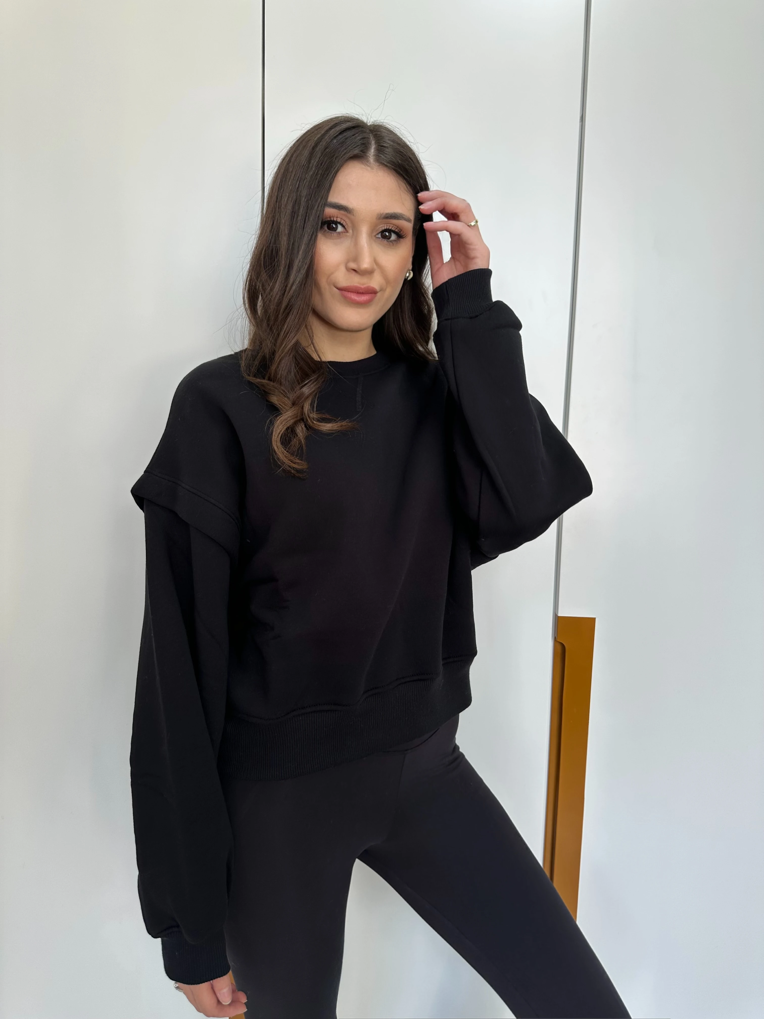 Kol Detaylı Sweatshirt