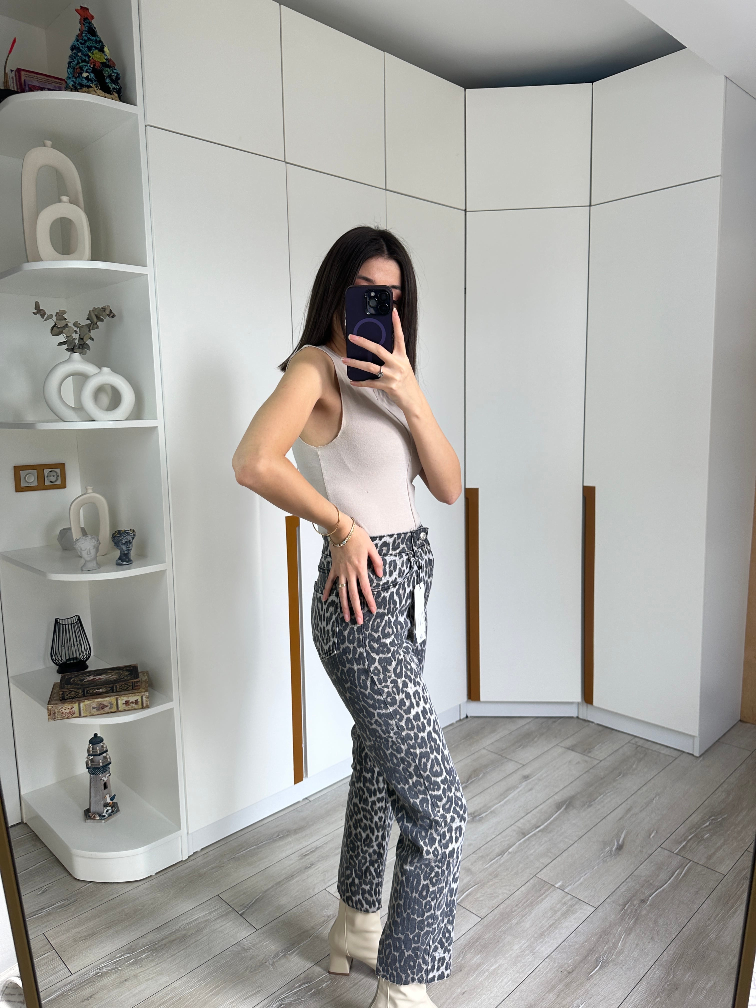 Zr Leopar Jean