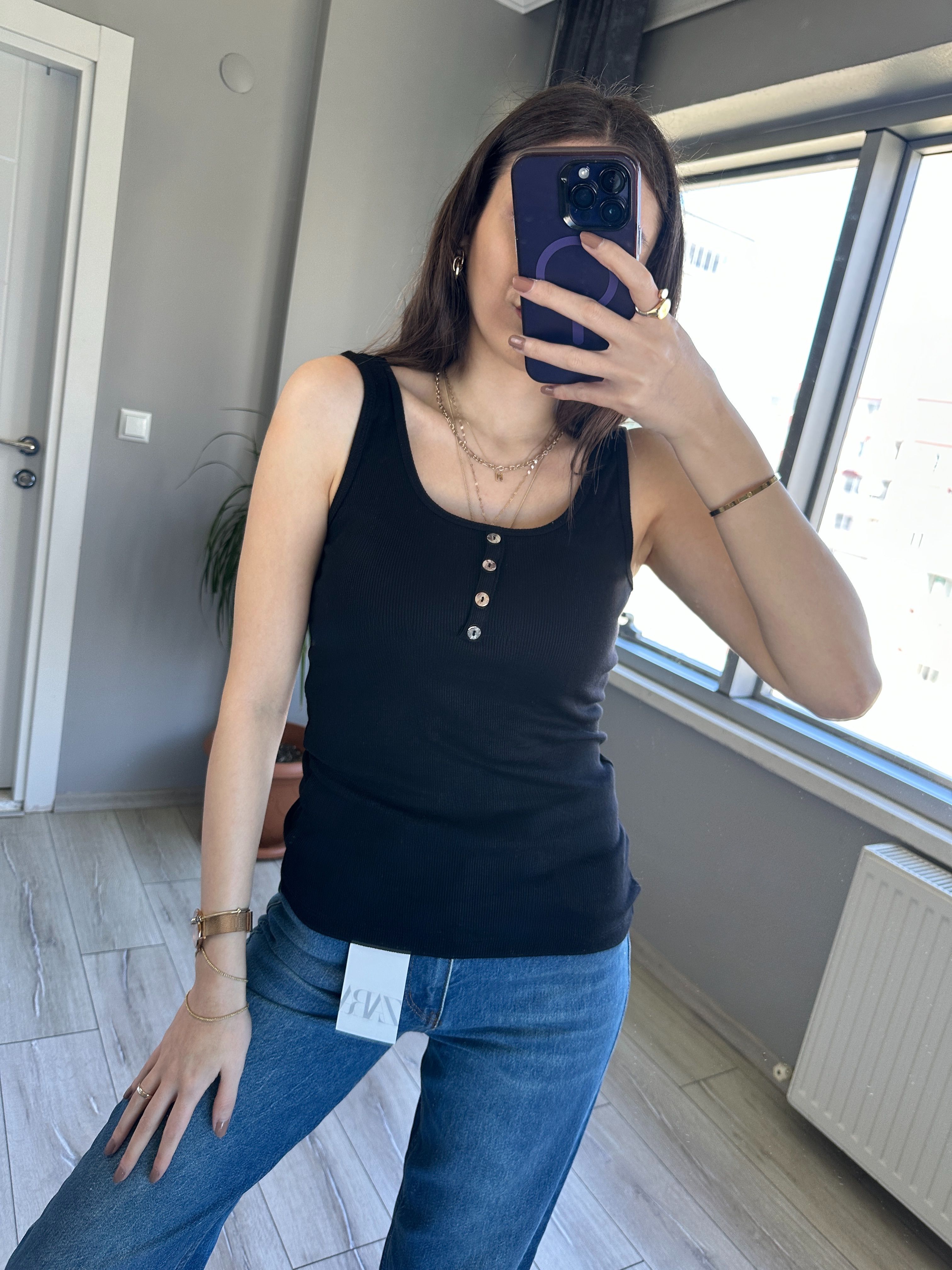 Siyah