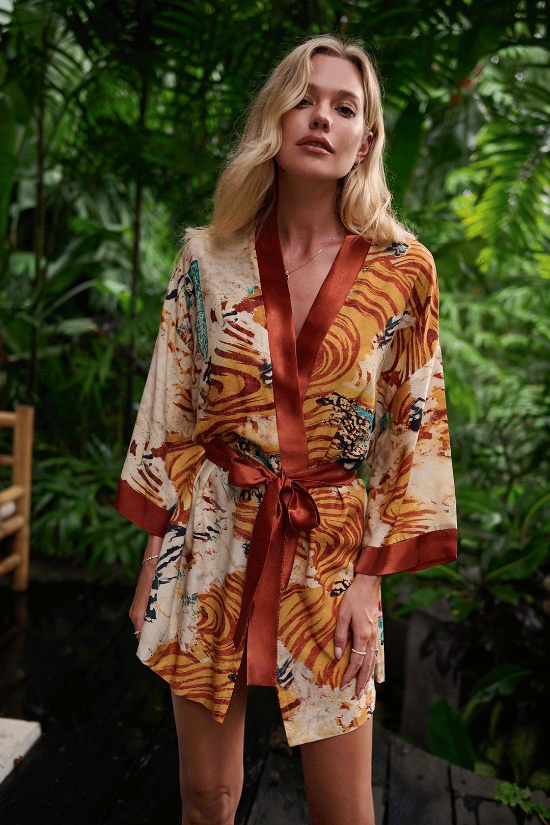 Okinami Women Kimono