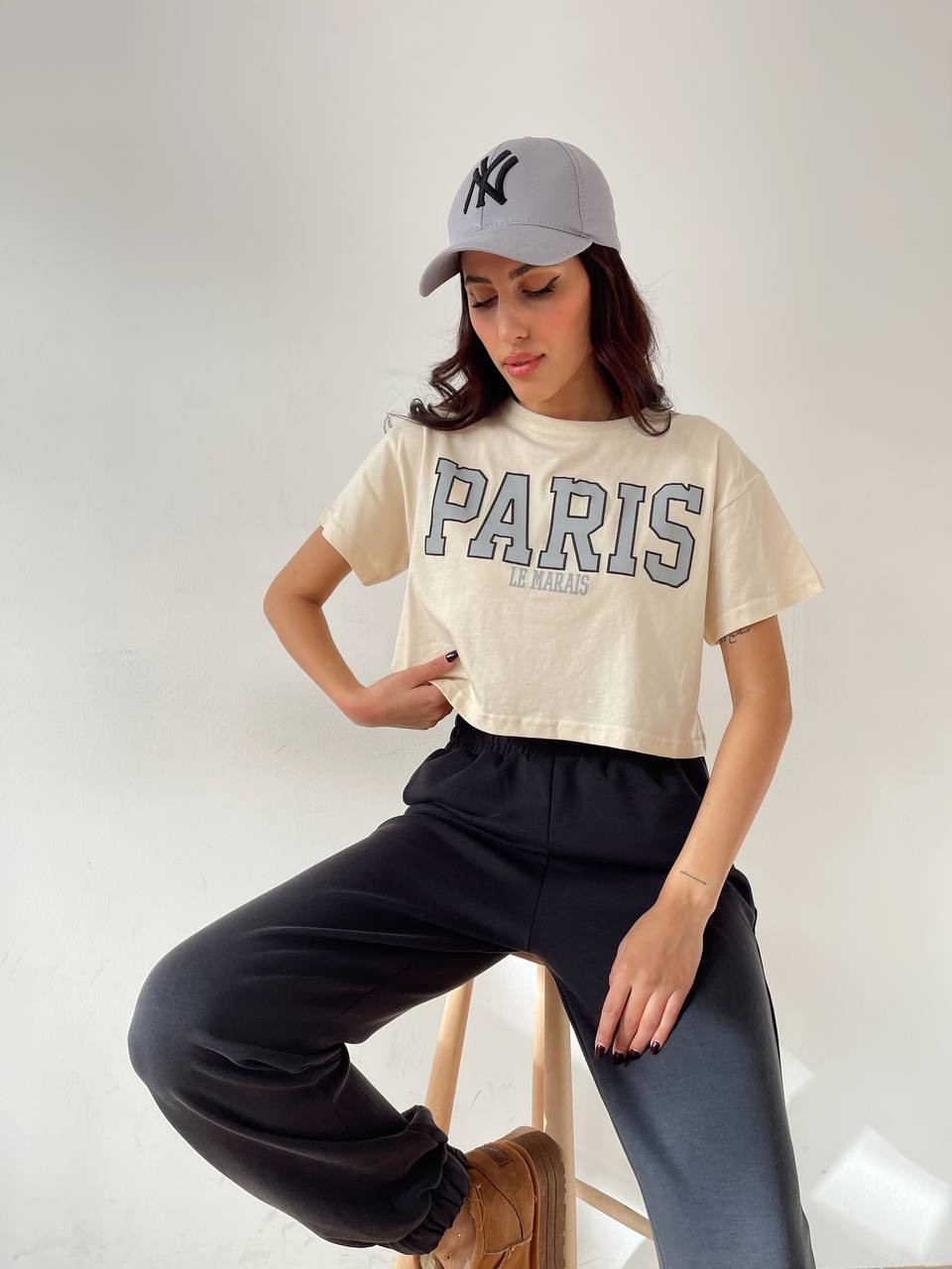 PARİS LE MARAİS BASKILI CROP T-SHİRT