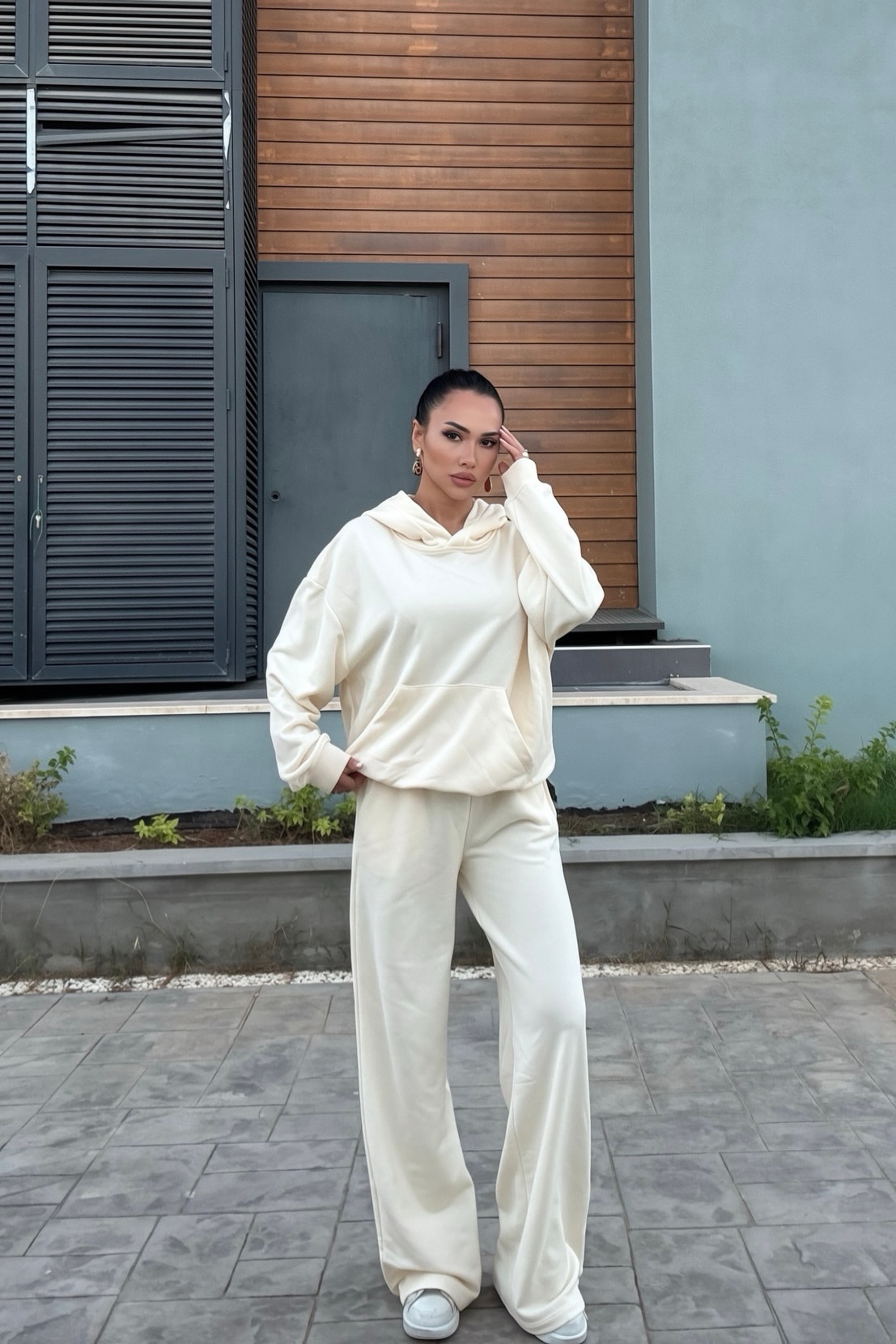 Kapüşonlu Sweatshirt ve İspanyol Paça Eşofman Takım - Bej
