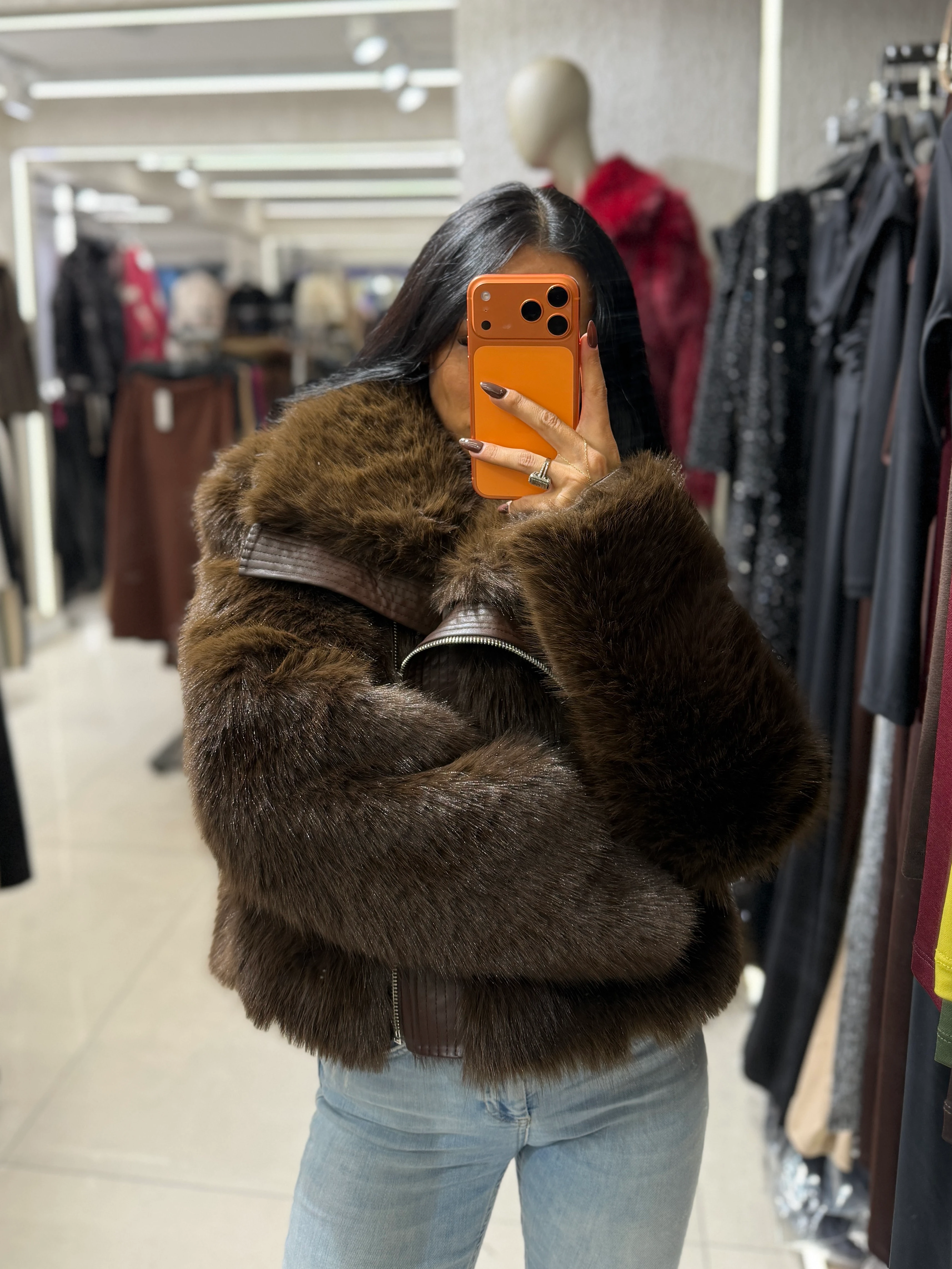 Kahverengi Deri Detaylı Kürk Mont