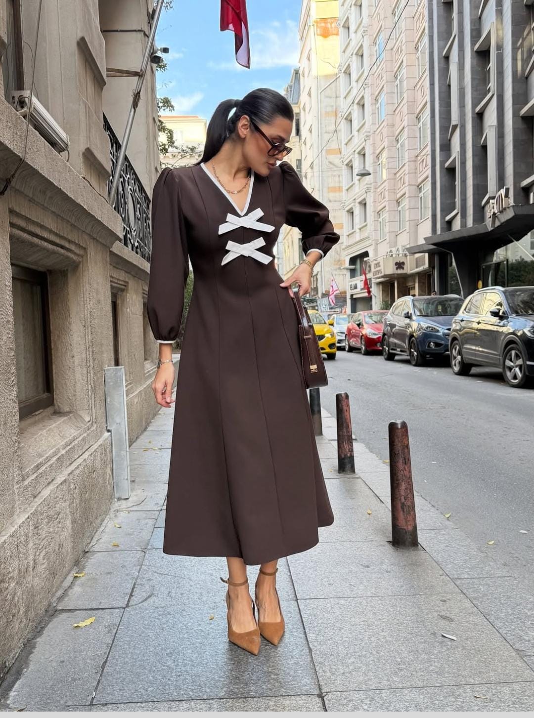 KÜÇÜK FİYONK DETAYLI KİLOŞ ELBİSE