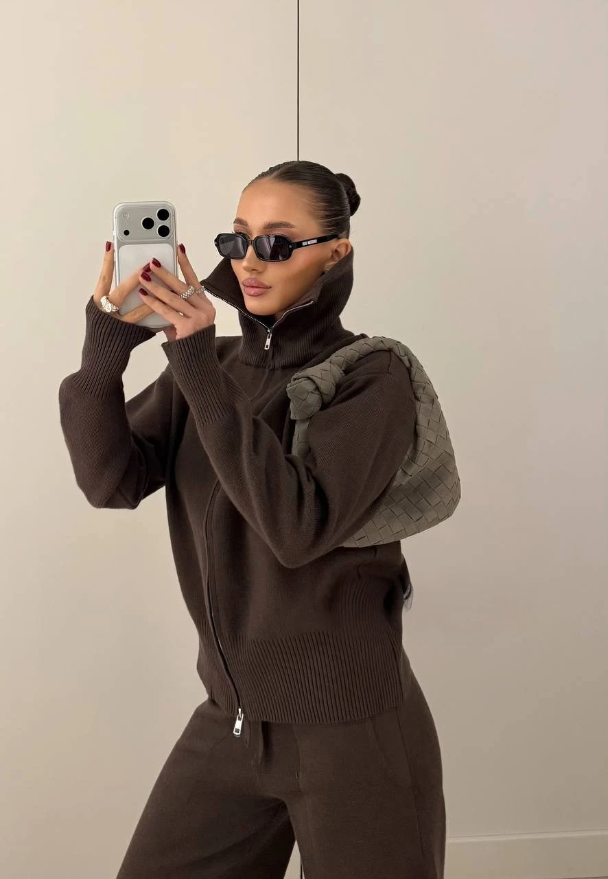 ÇİFT FERMUARLI TRİKO TAKIM