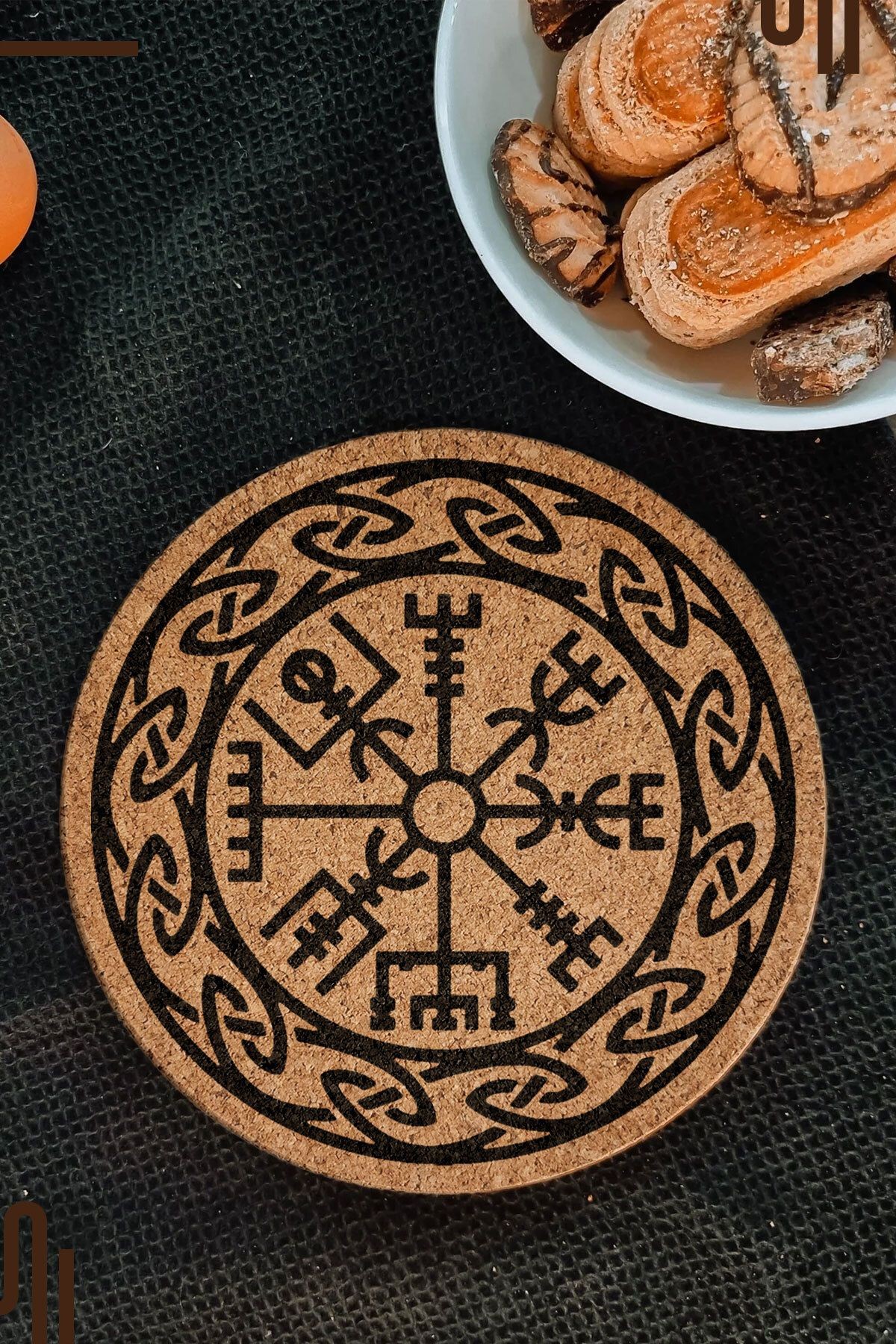 Nordic Runes Tasarımlı Mantar Nihale, Tava ve Çaydanlık Altlığı