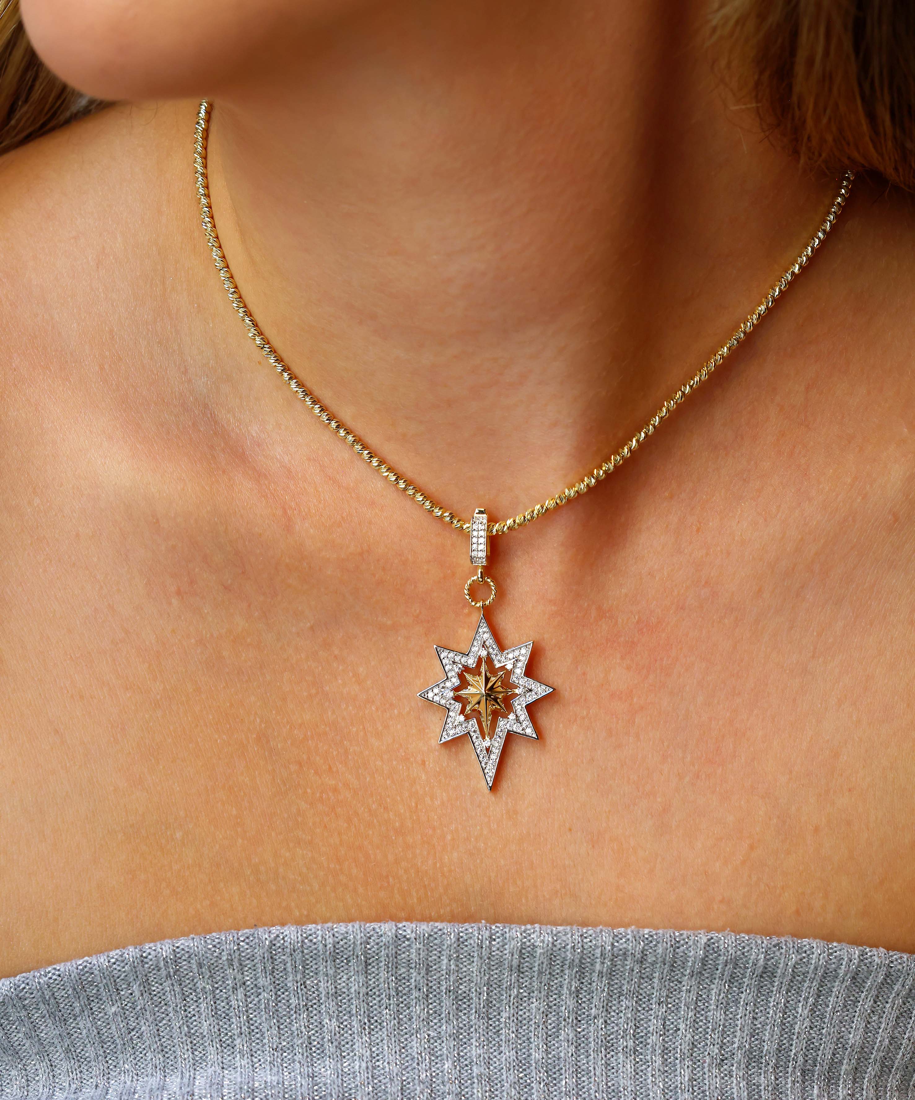 Altın Kuzey Yıldızı Charm