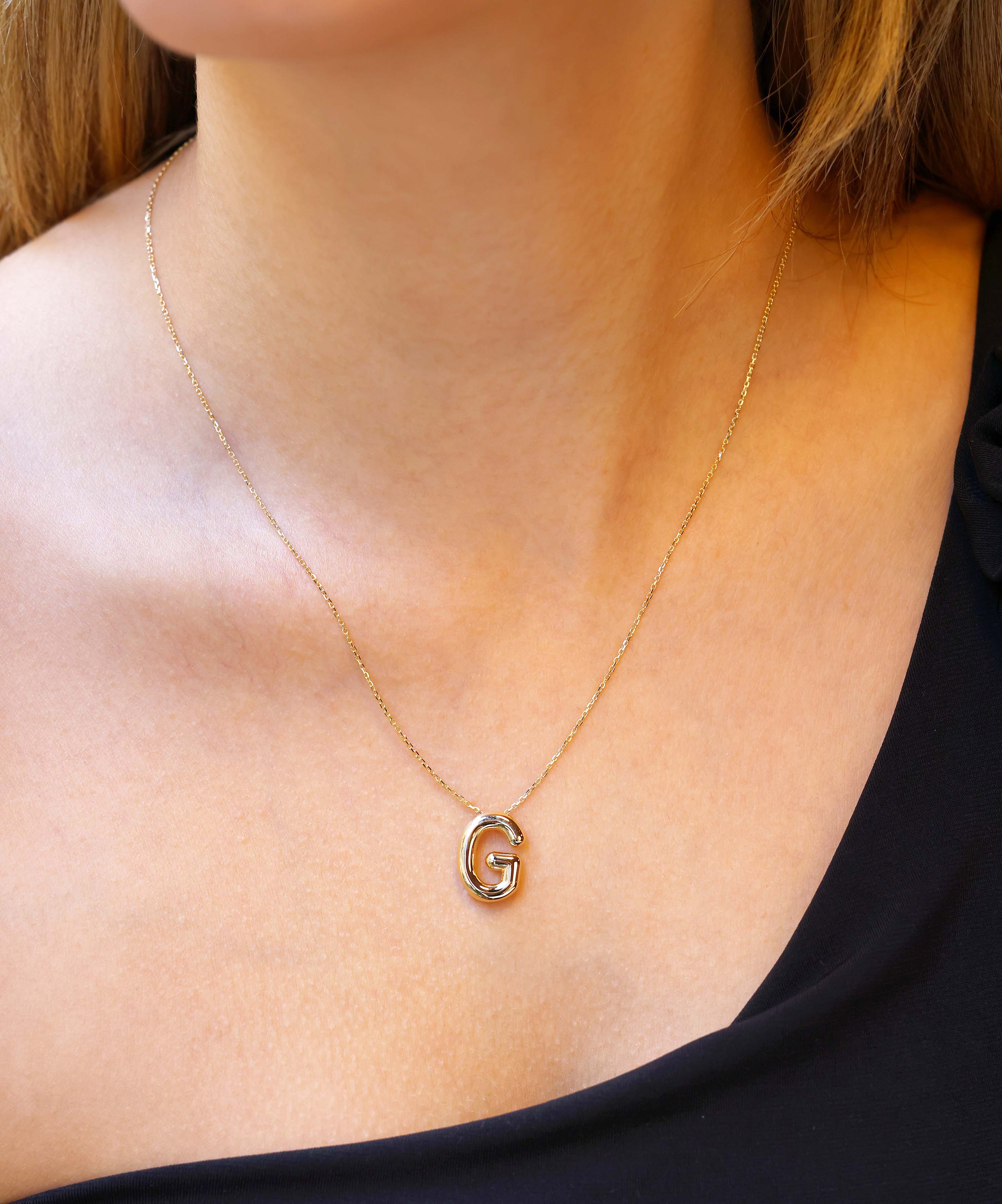 Altın Balon G Harf Kolye
