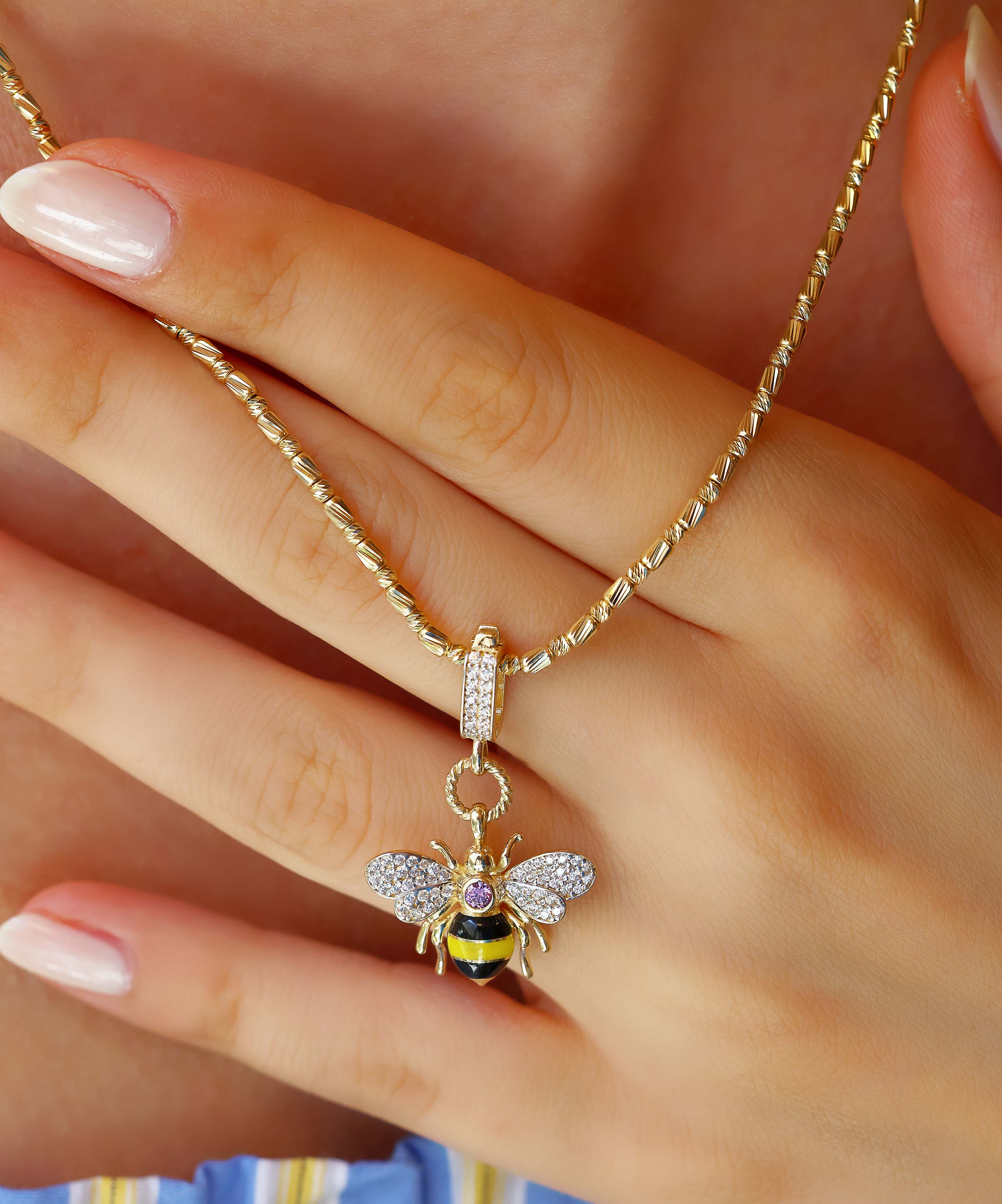 Bee Mine Altın Arı Mor Taşlı Kolye Ucu