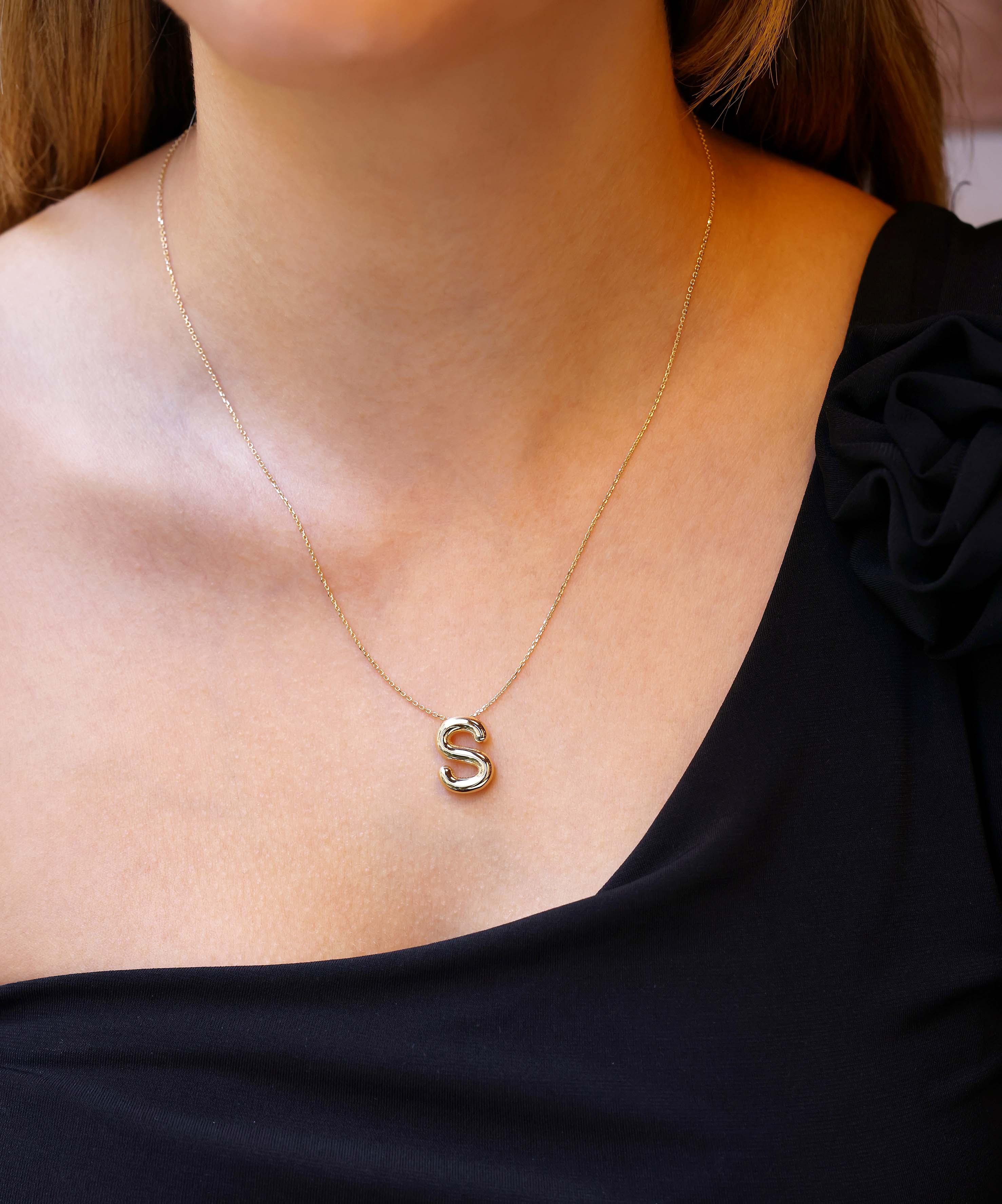 Altın Balon S Harf Kolye