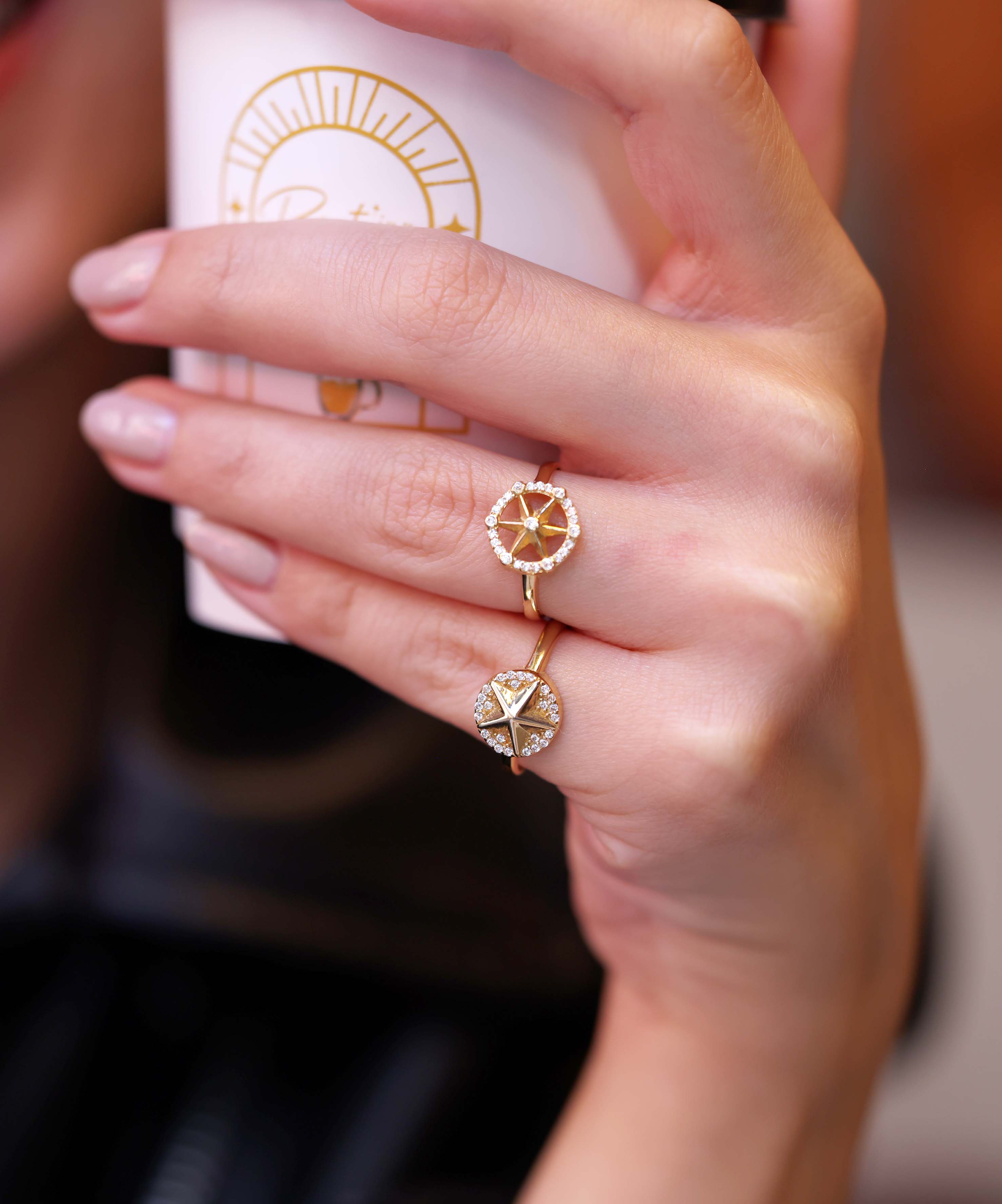 Altın Taşlı Yıldız Yüzük