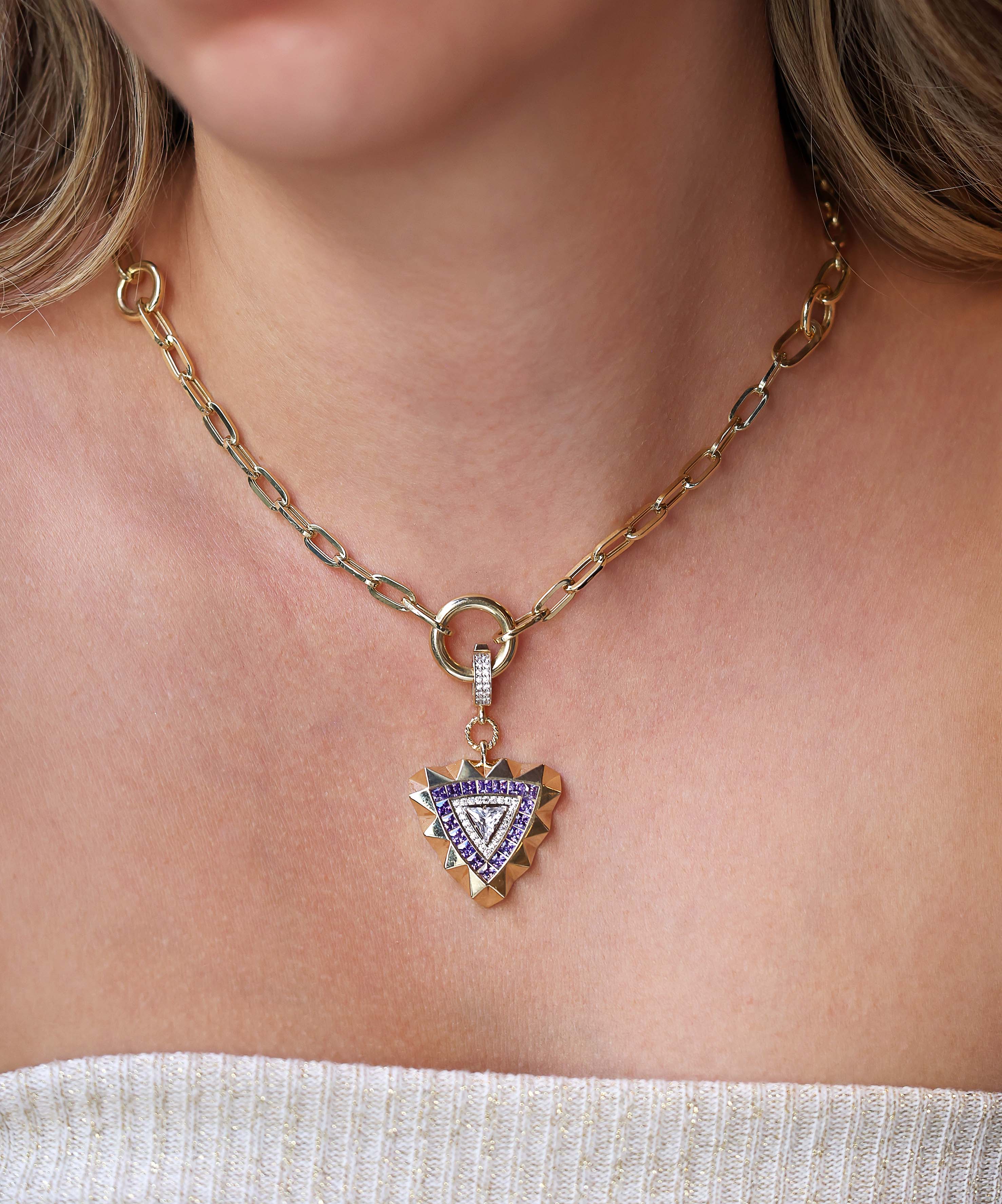 Altın Mor Taşlı Üçgen Kolye Ucu