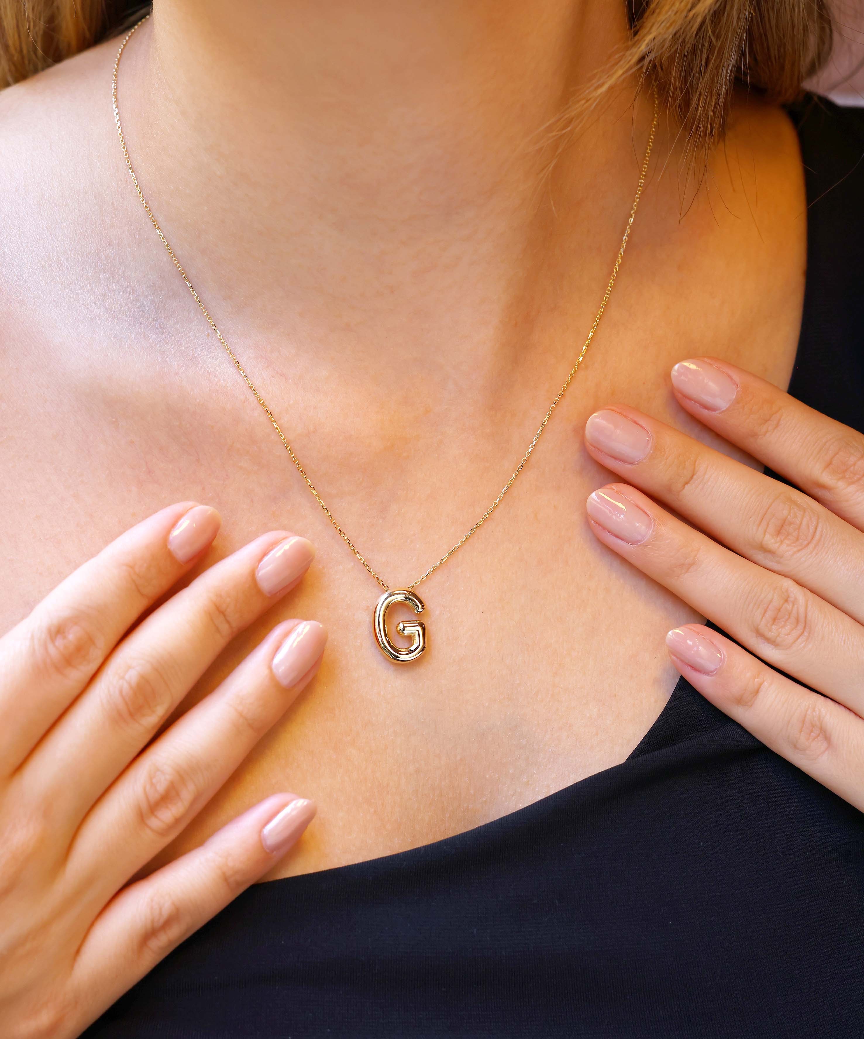 Altın Balon G Harf Kolye