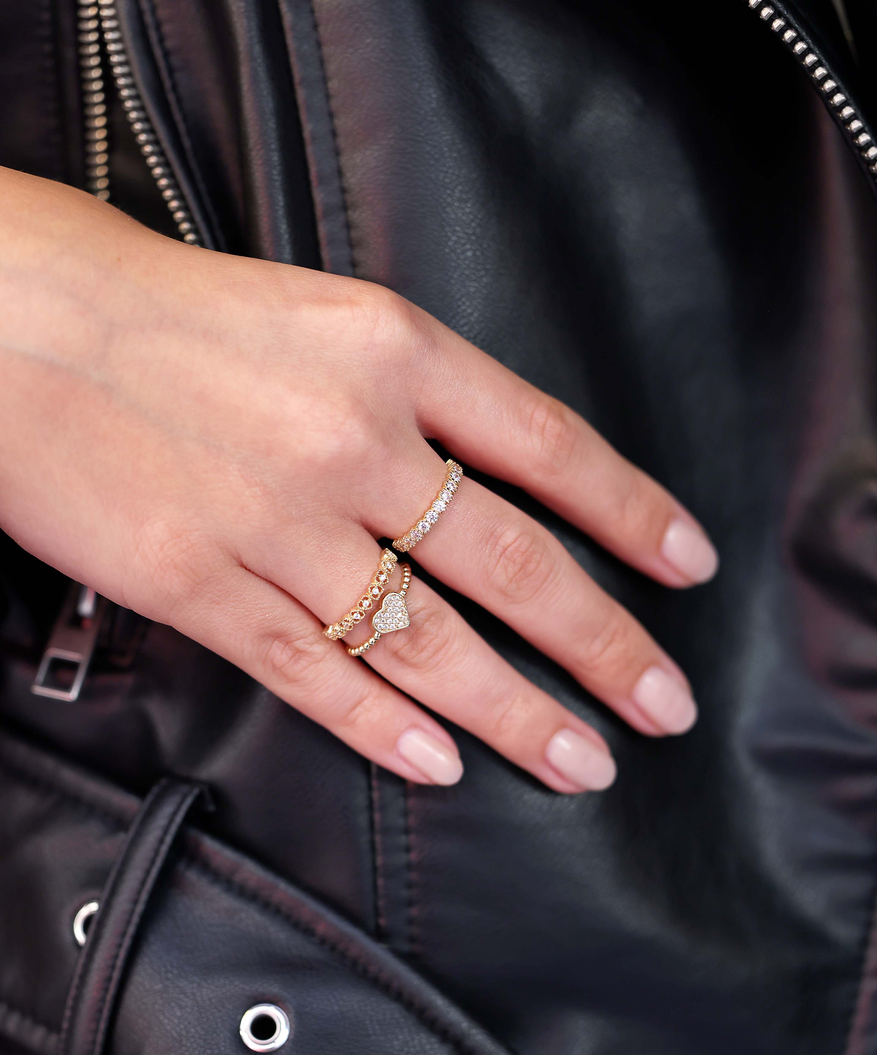 Altın Taşlı Kalp Yüzük