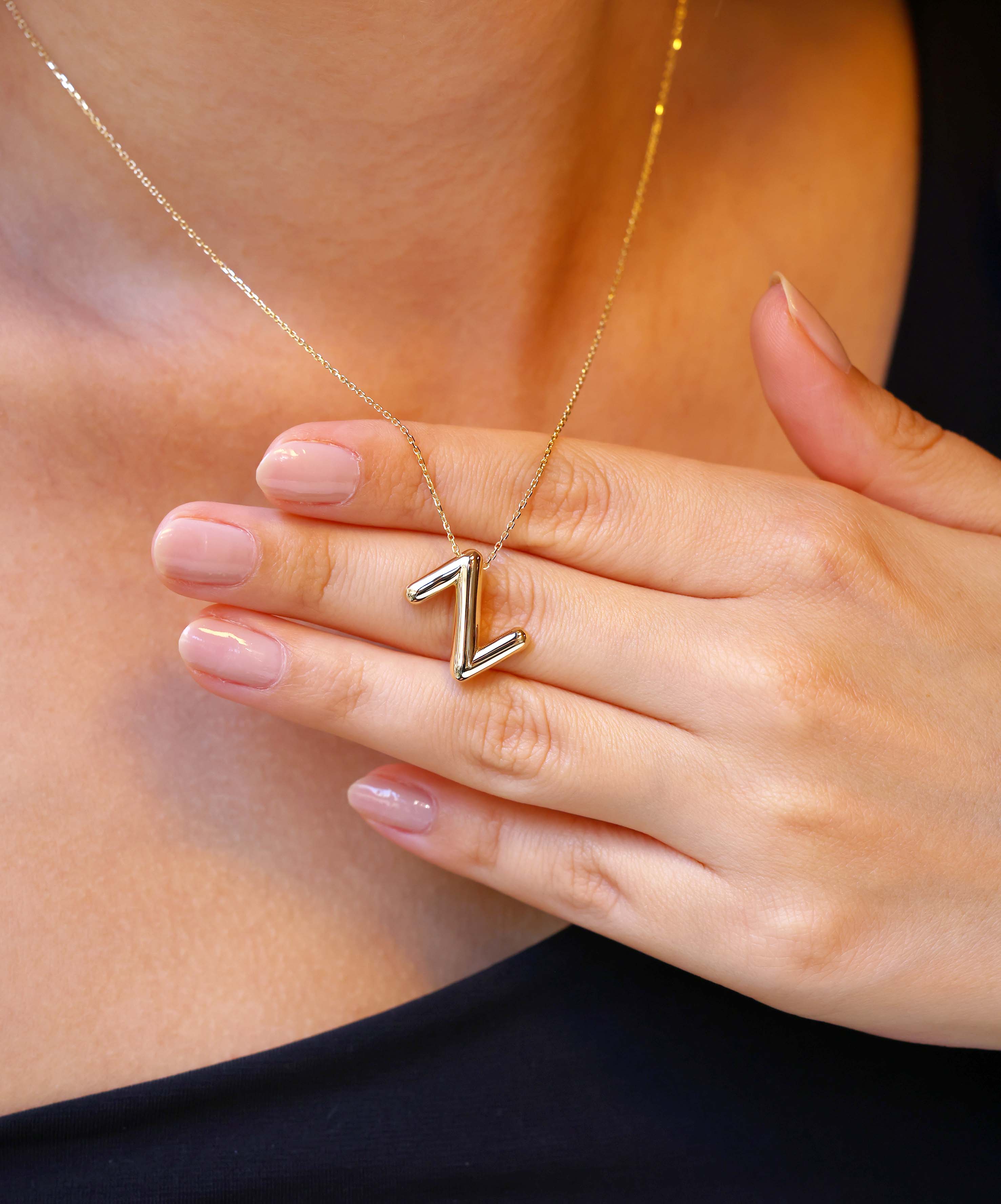 Altın Balon Z Harf Kolye