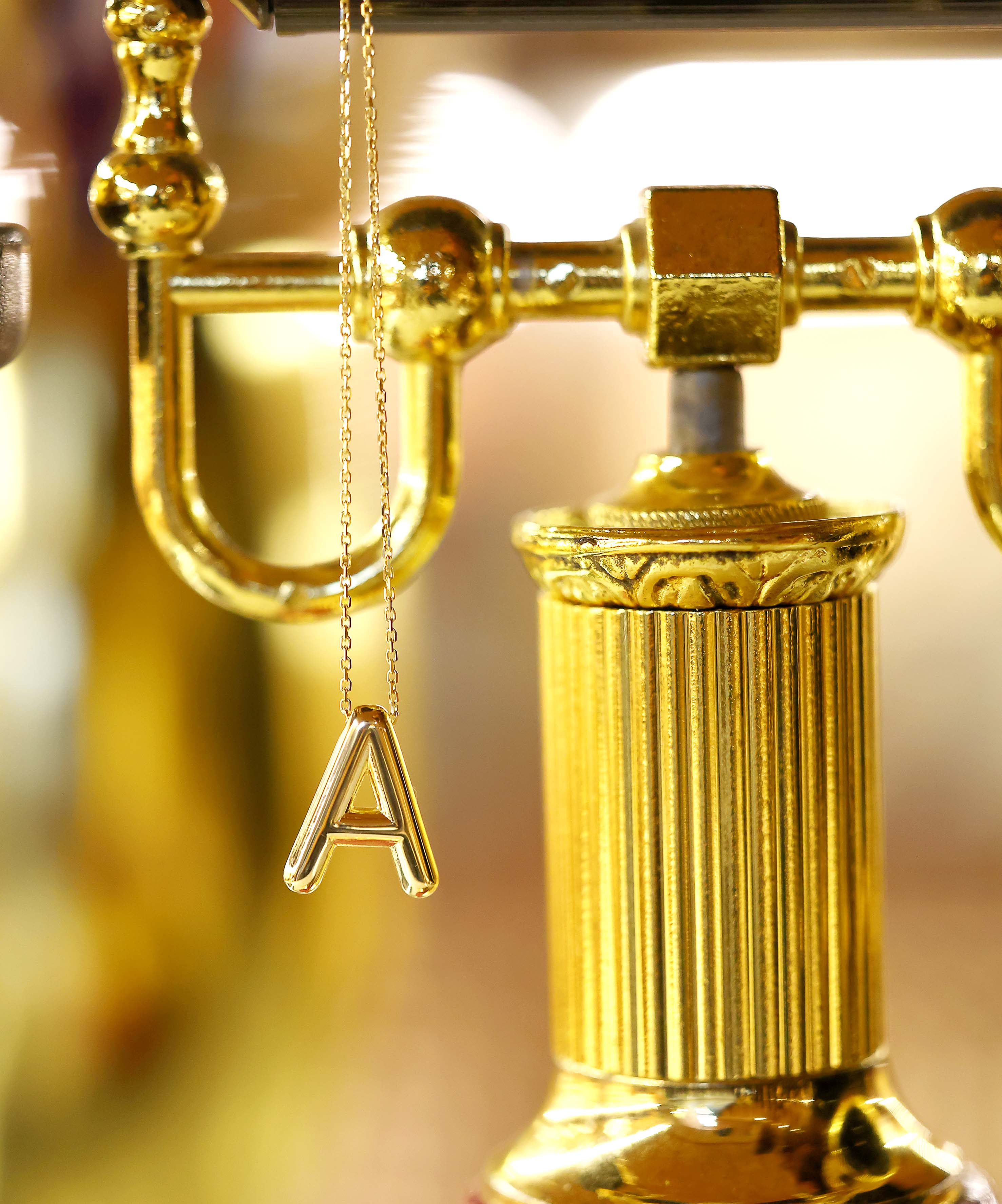 Altın Balon A Harf Kolye