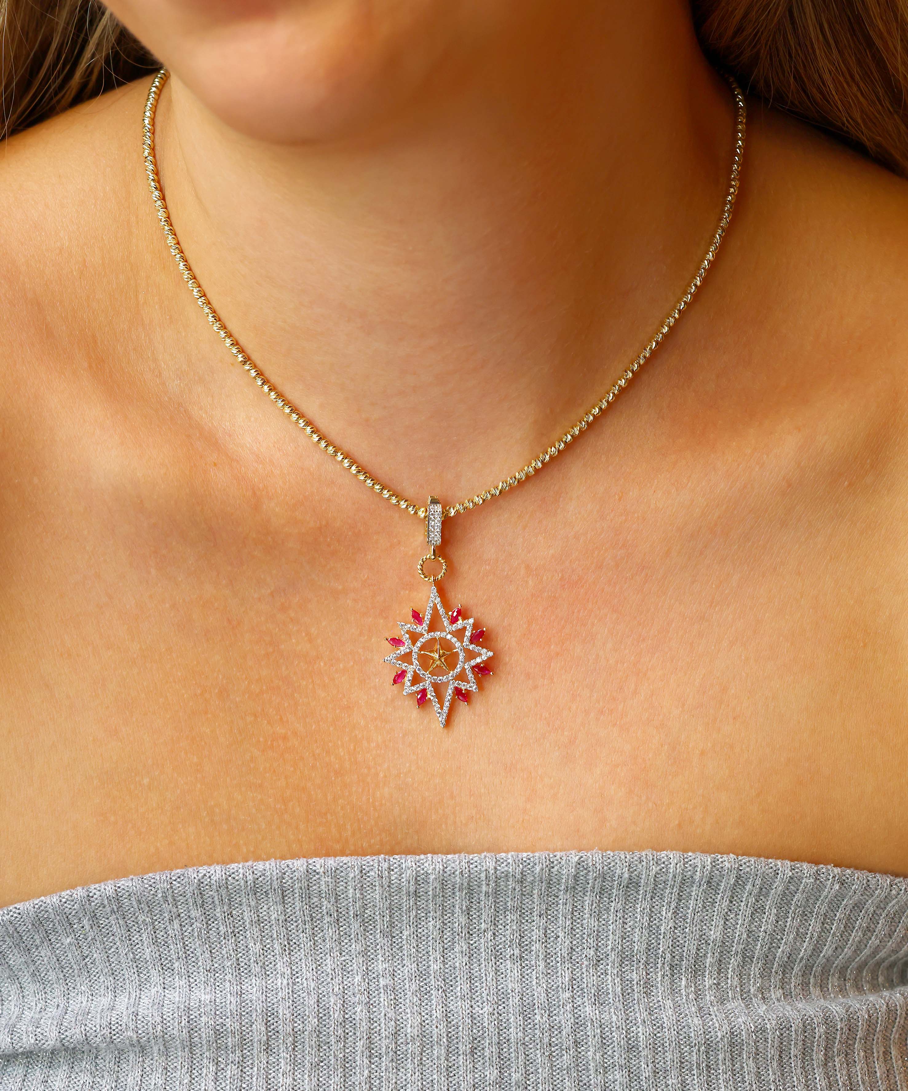 Renkli Taşlı Kuzey Yıldızı Altın Kolye Ucu