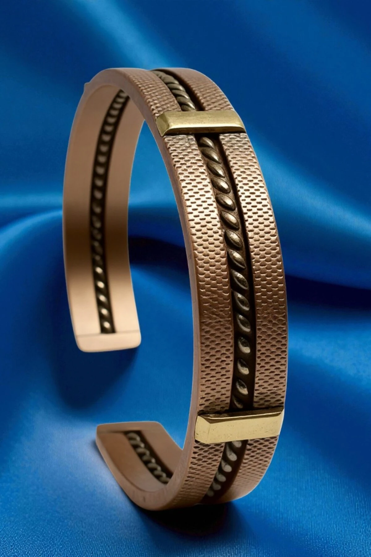 Kadın Bakır Bileklik Çift Örgü Detaylı Şifa ve Enerji Bilekliği – El İşçiliği Özel Tasarım