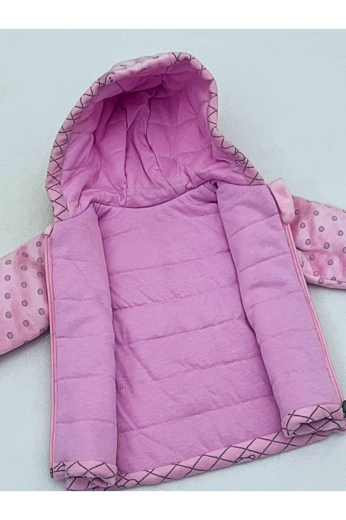 Sevimli Panda Desenli Kolları Puanlı Fermuarlı Kapuşonlu Mont Pembe