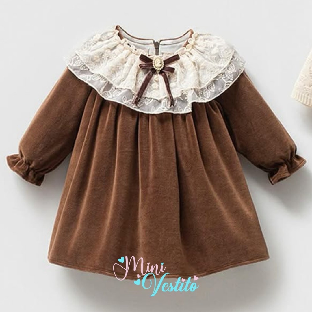 Gabriela Vintage Zarafet Dantel Yaka Kadife Elbise
