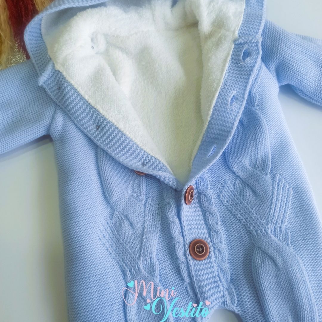 Zincir Desenli Büyük Düğmeli İçi Peluşlu Triko Tulum