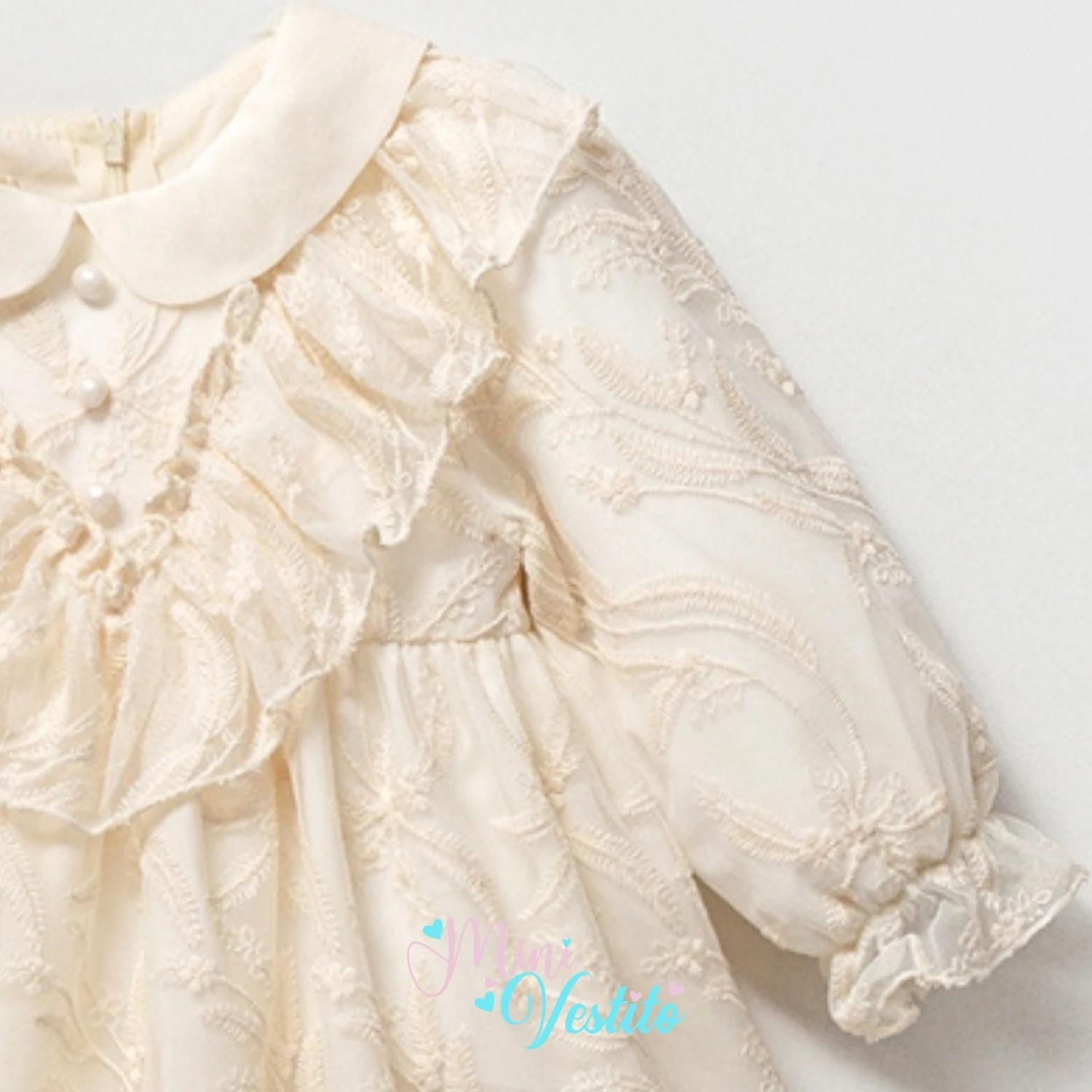 Fırfırlı V Yaka Dantelli İnci Düğmeli Uzun Kollu Astarlı Elbise