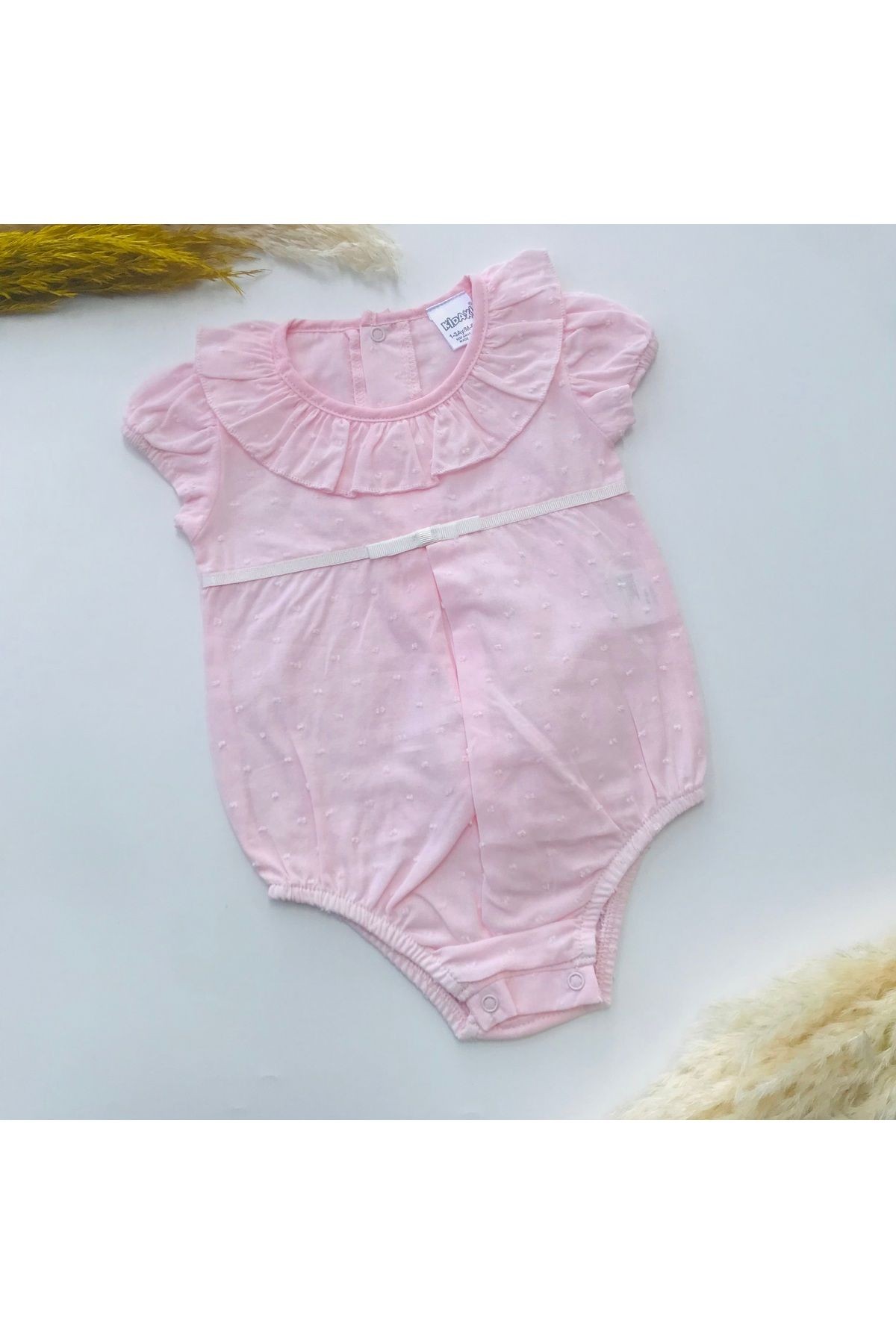 Tatum Pıtırcık Desenli Fırfırlı Vintage Yaka Çıtçıtlı Body Zıbın