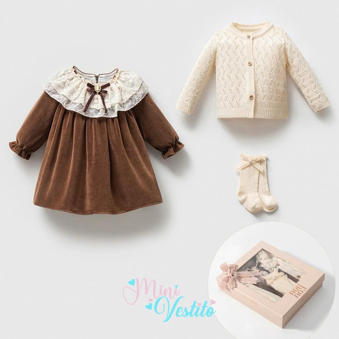 Gabriela Vintage Zarafet Dantel Yaka Kadife Elbise