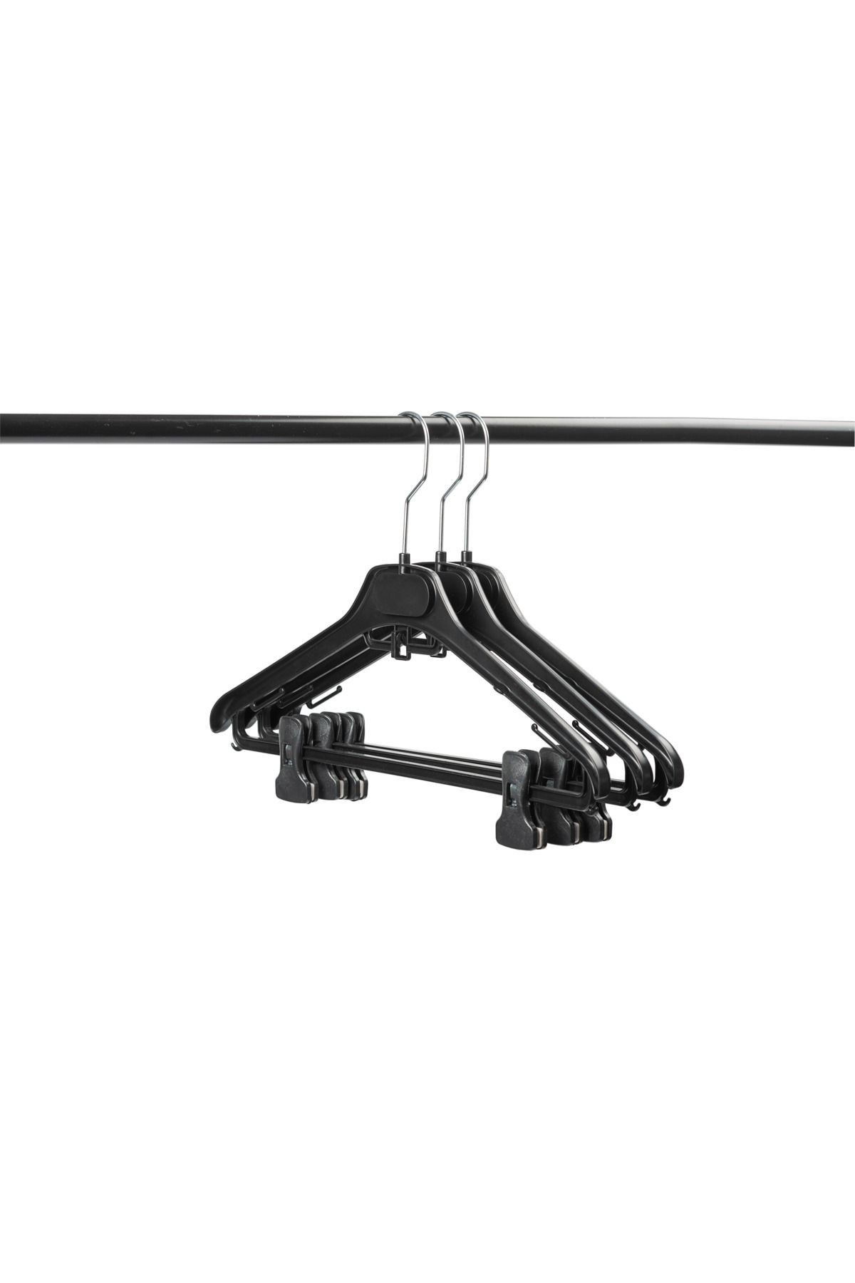 12 Plastic Clothes/Suit Hangers