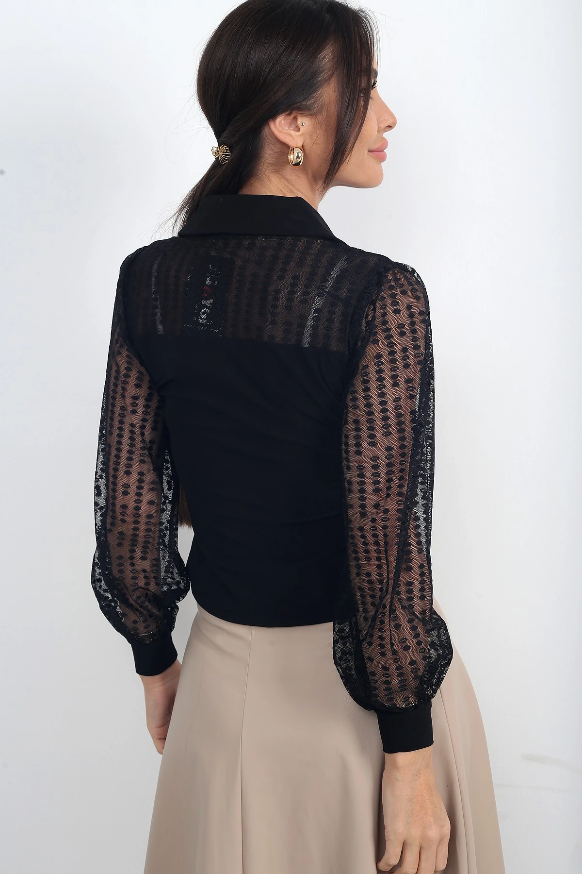 Kadın Önü Fermuarlı Kol Ve Omuzları Tül Likralı Bluz