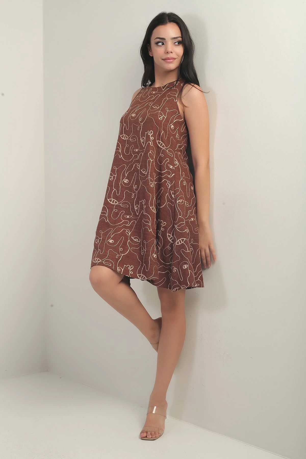 Kadın Yuvarlak Yaka Kordeneli Kolsuz Kısa Elbise