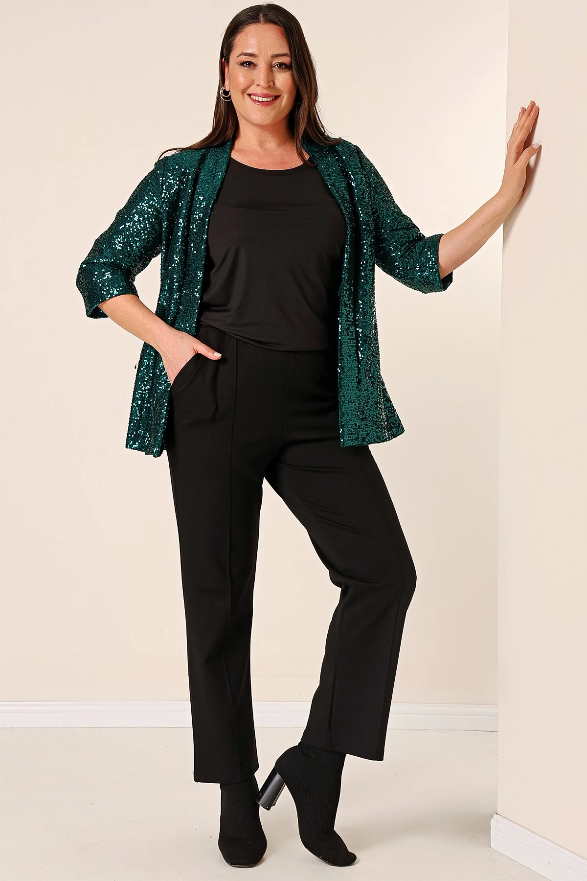 Beli Lastikli Yandan Cepli En Boy Likra Çımalı Büyük Beden Pantolon