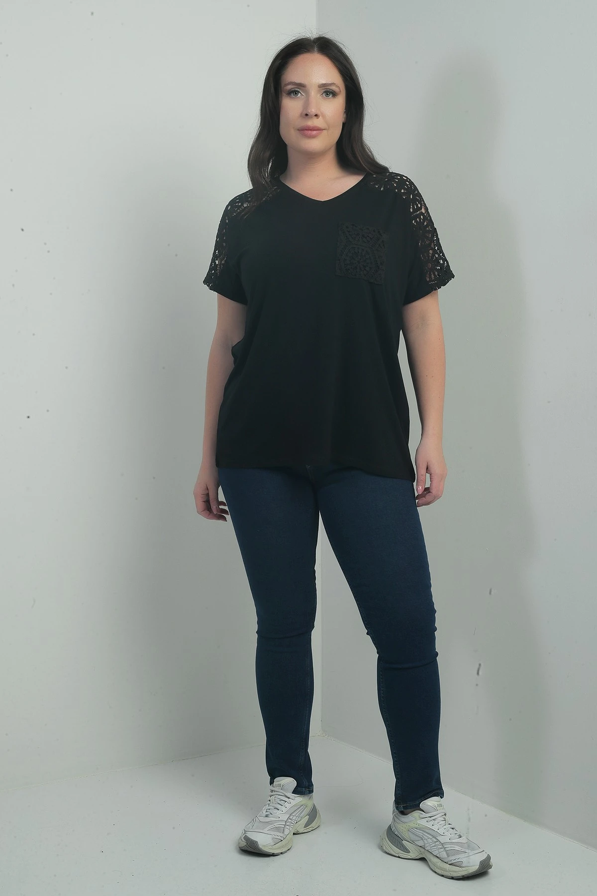 Kadın Yüksek Bel Boru Paça Likralı Büyük Beden Kot Pantolon