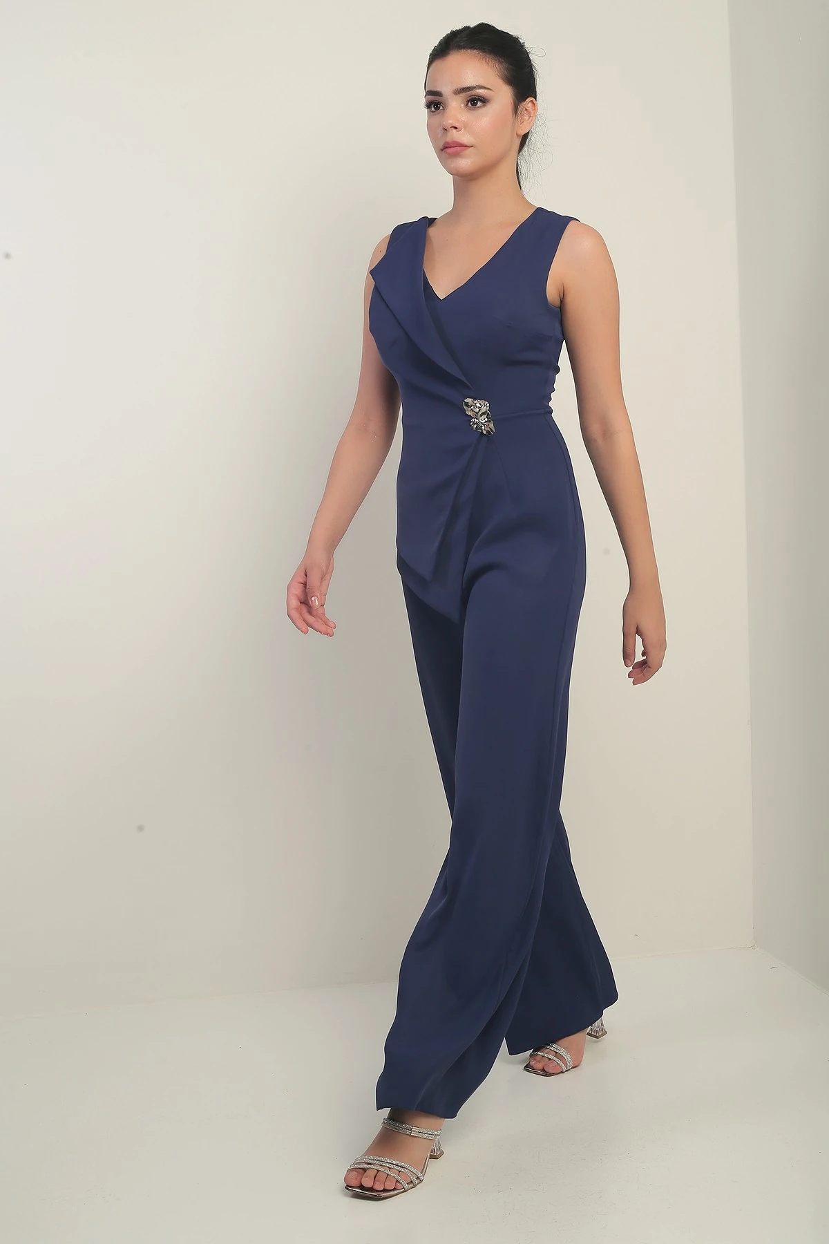 Kadın Ön Arka V Yaka Üst Yelek Görünümlü Bol Paça Tulum