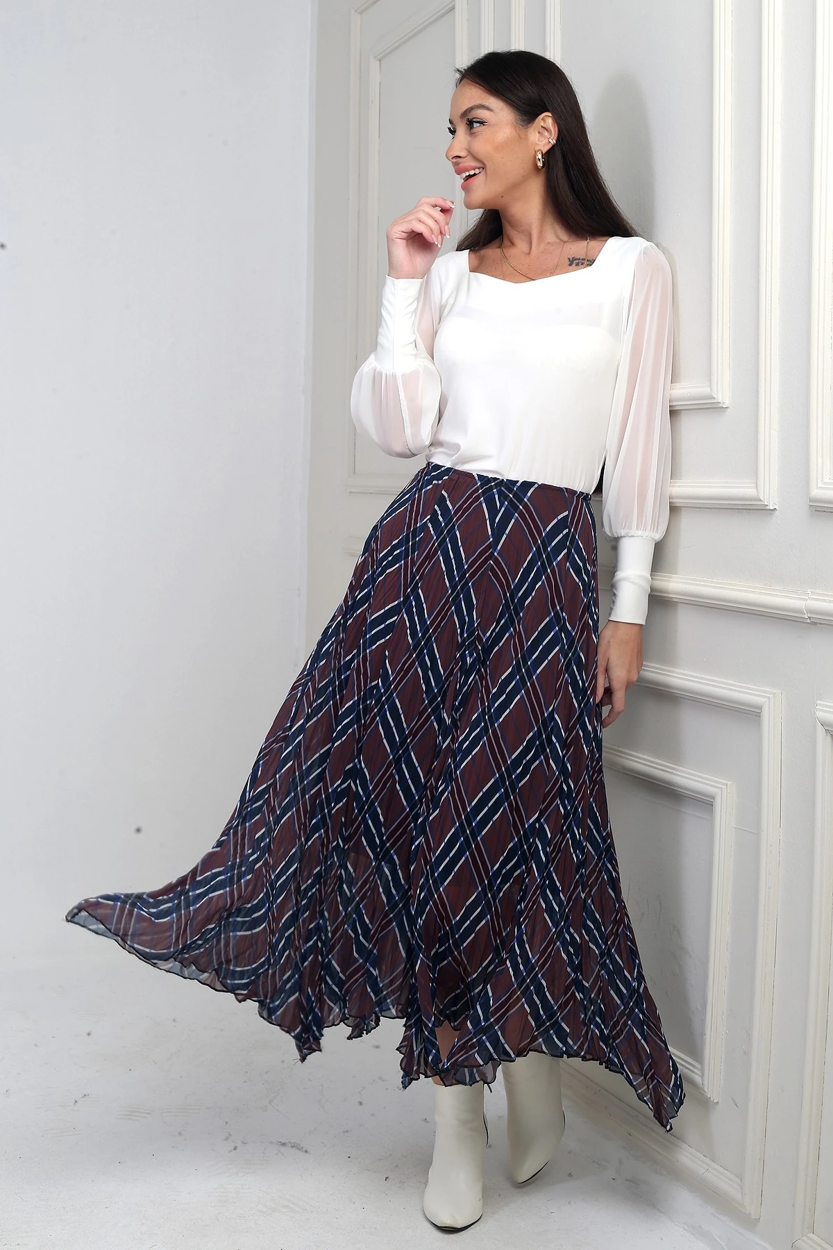 Kadın Beli Lastikli Astarlı Ekoseli Kraşlı Üçgen Midi Etek