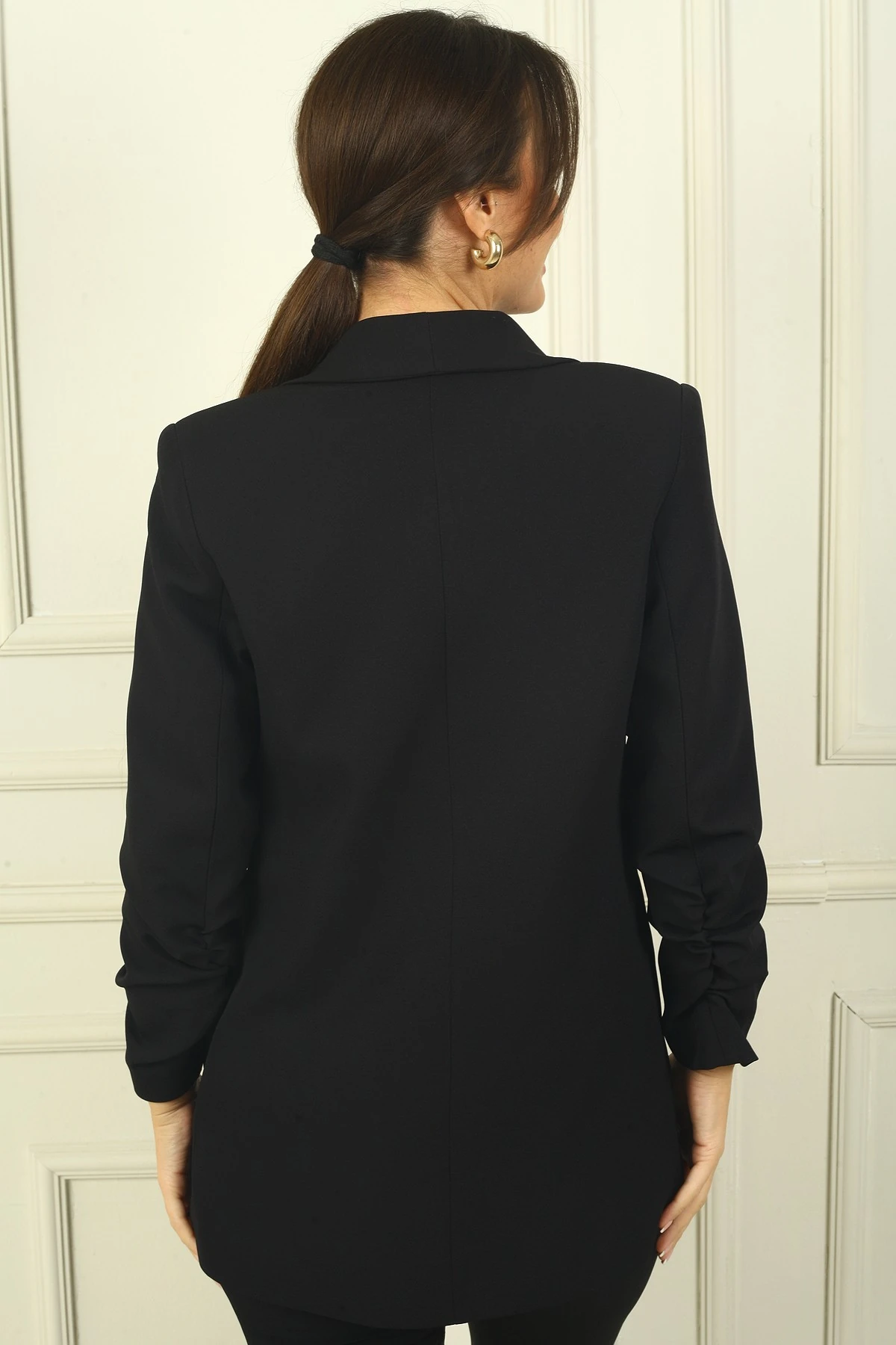 Kadın Kol Ucu Büzgülü Şal Yaka Uzun Kol Ceket