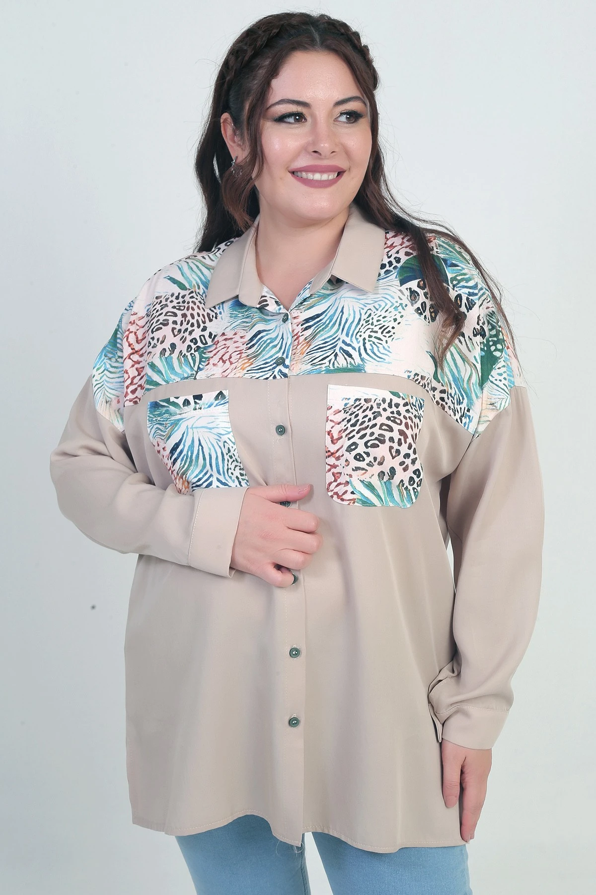 Kadın Düşük Kollu Çift Cepli Desenli Büyük Beden Gömlek