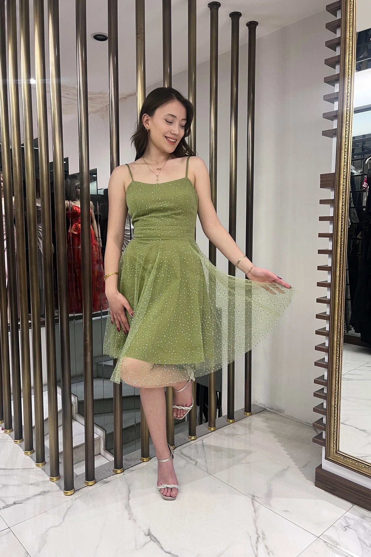 Kadın İp Askılı Arkadan Bağcıklı Astarlı Taşlı Kısa Tül Elbise