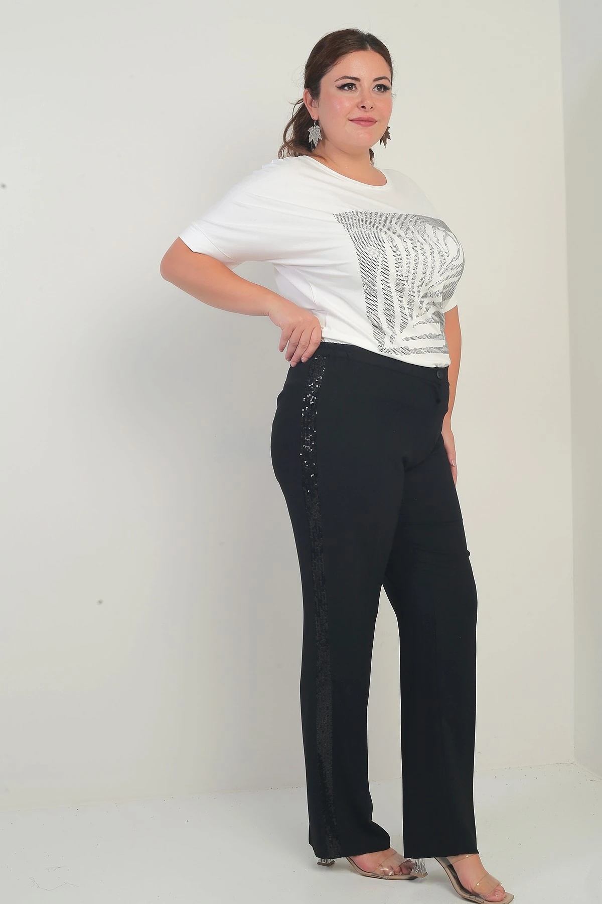 Kadın Beli Lastikli Yanları Pul Payet Şeritli B.B. Pantolon