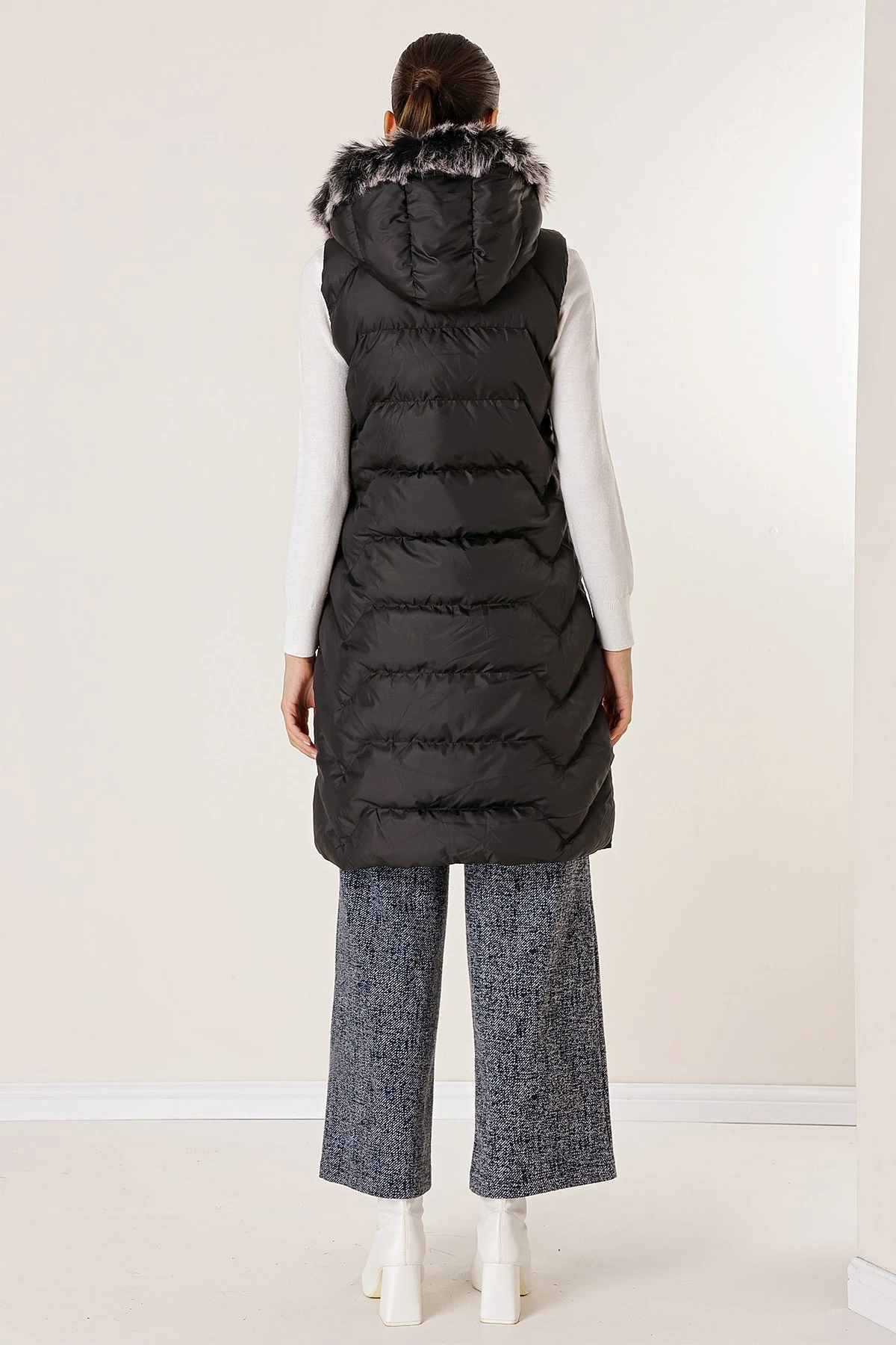 Kürklü Seyyar Kapüşonlu Yandan Cepli Astarlı Fermuarlı Şişme Yelek