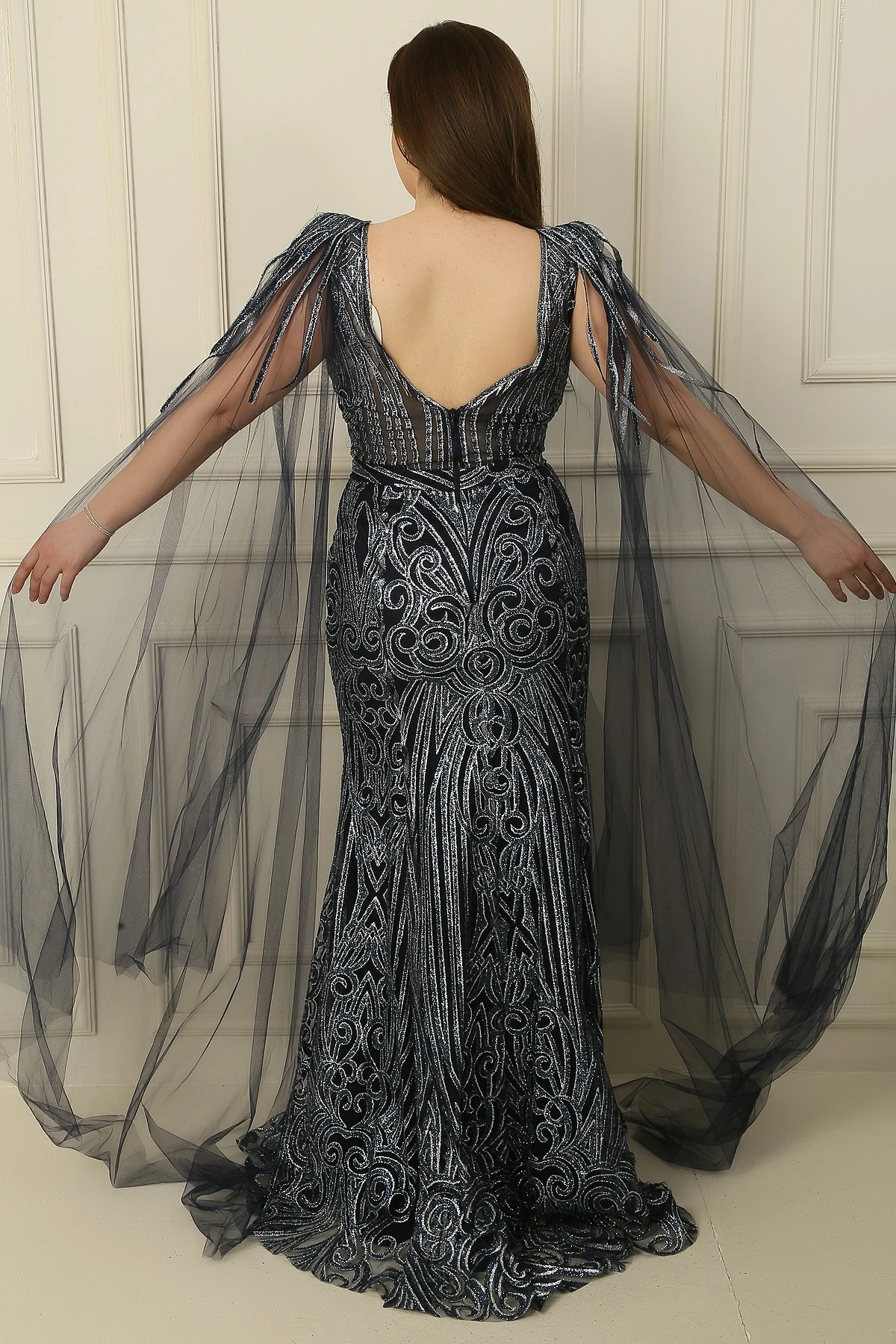 Omuzdan Tül Şallı Astarlı Büyük Beden Simli Uzun Elbise