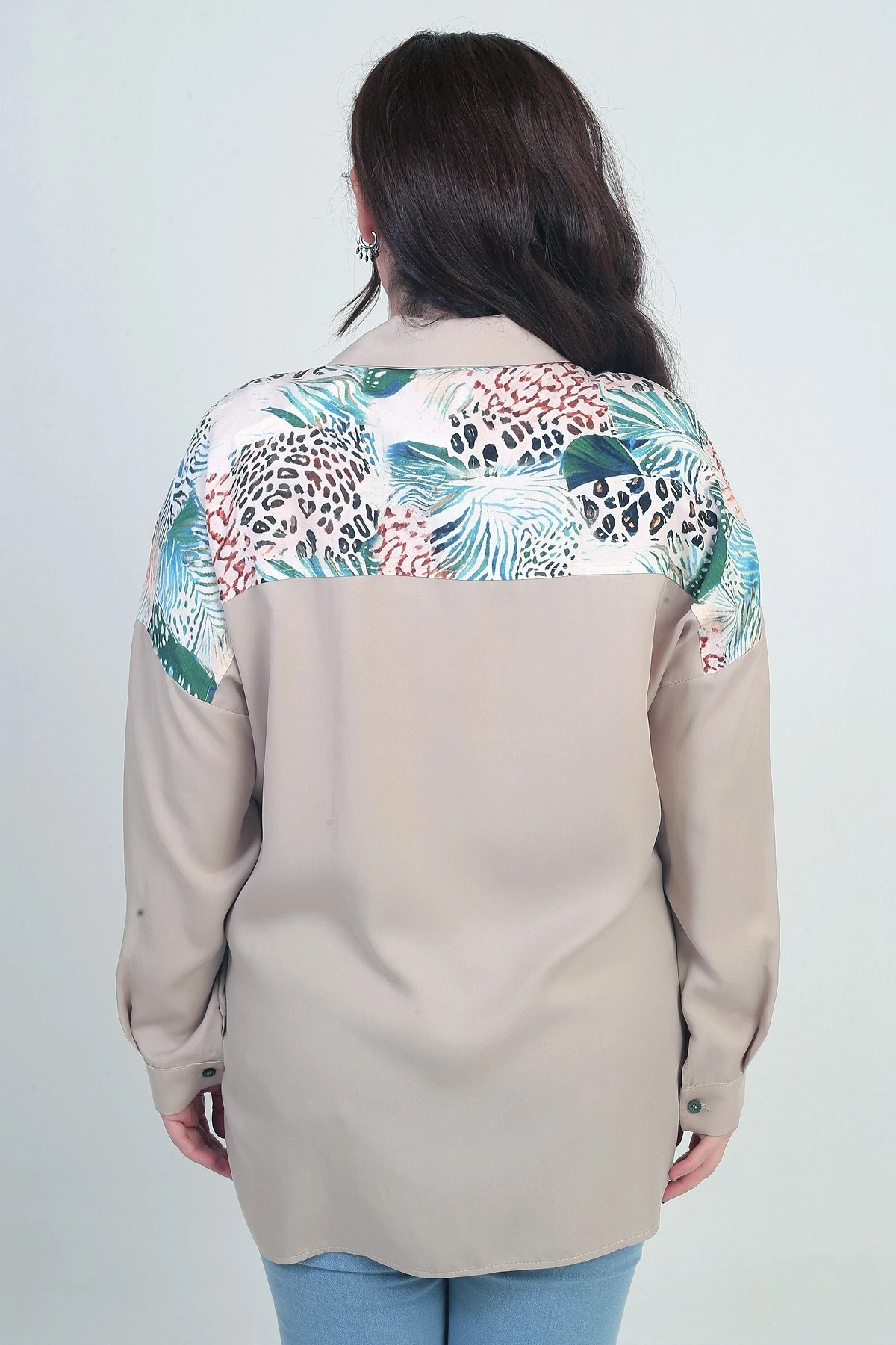 Kadın Düşük Kollu Çift Cepli Desenli Büyük Beden Gömlek